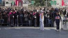 La antorcha olímpica emprende su trayecto de 62 días por todo Italia