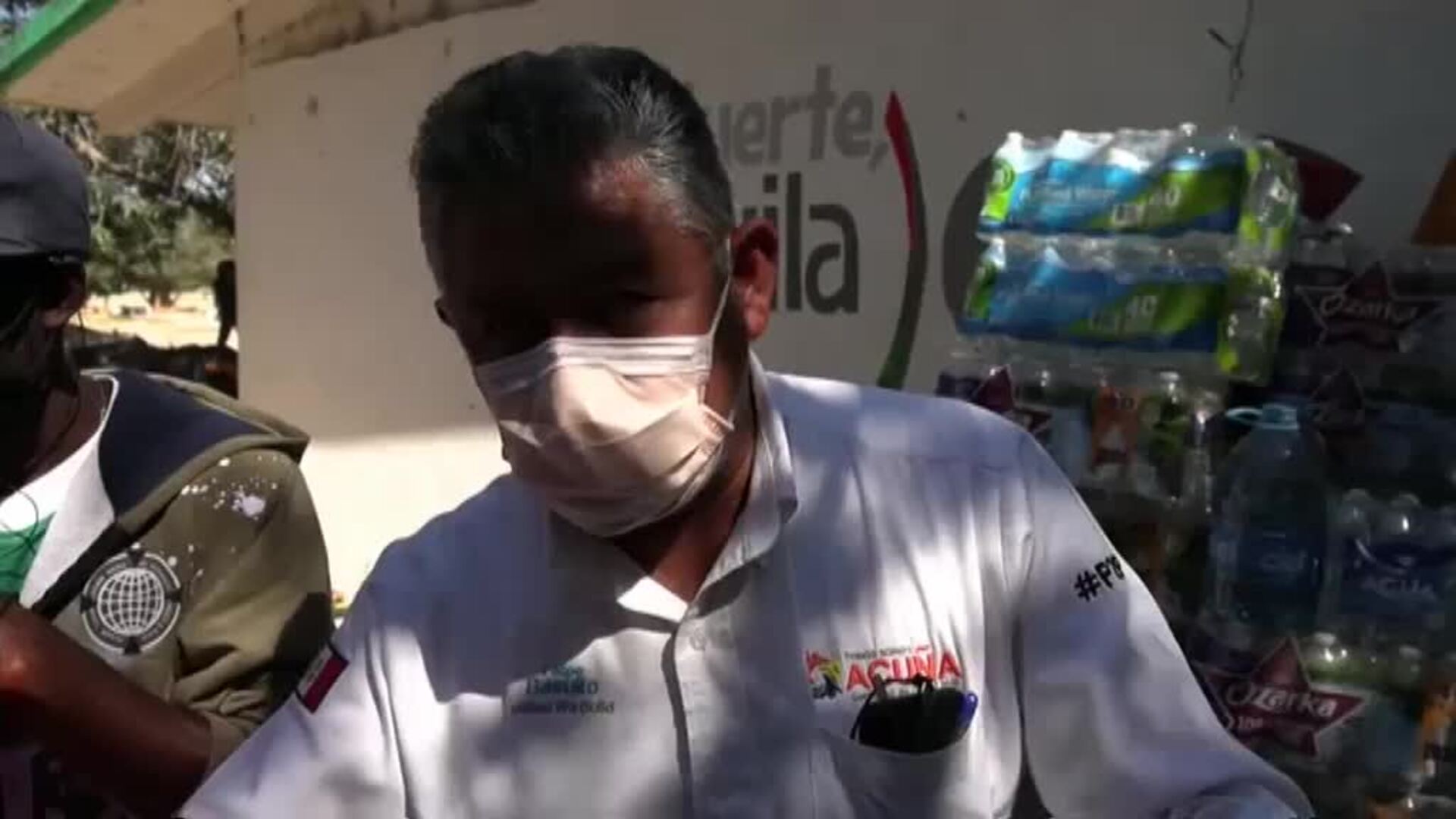 México habilita refugios para los migrantes hacinados en Río Grande a la espera de cruzar la frontera