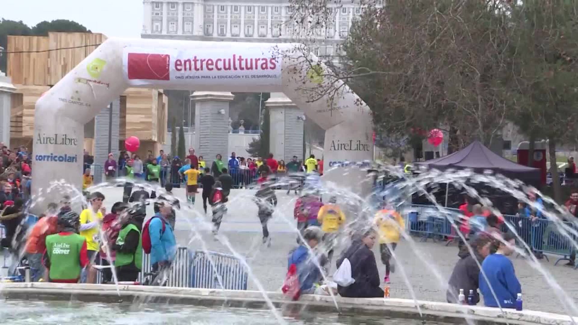 Unas 3.500 personas corren en Madrid contra la desigualdad de las niñas
