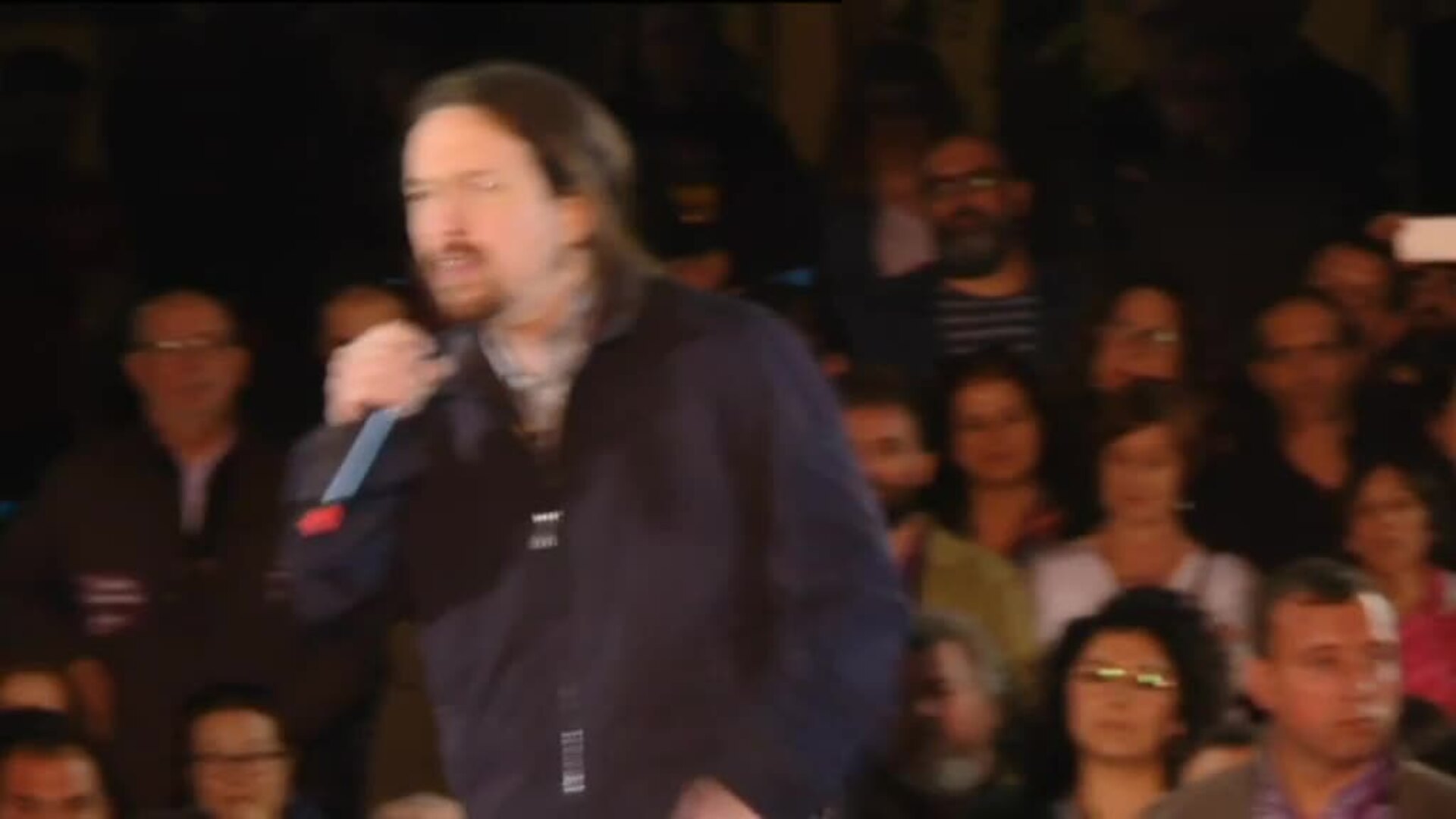 Díaz, García, Colau, Rego... la vicepresidenta entró acompañada de mujeres políticas