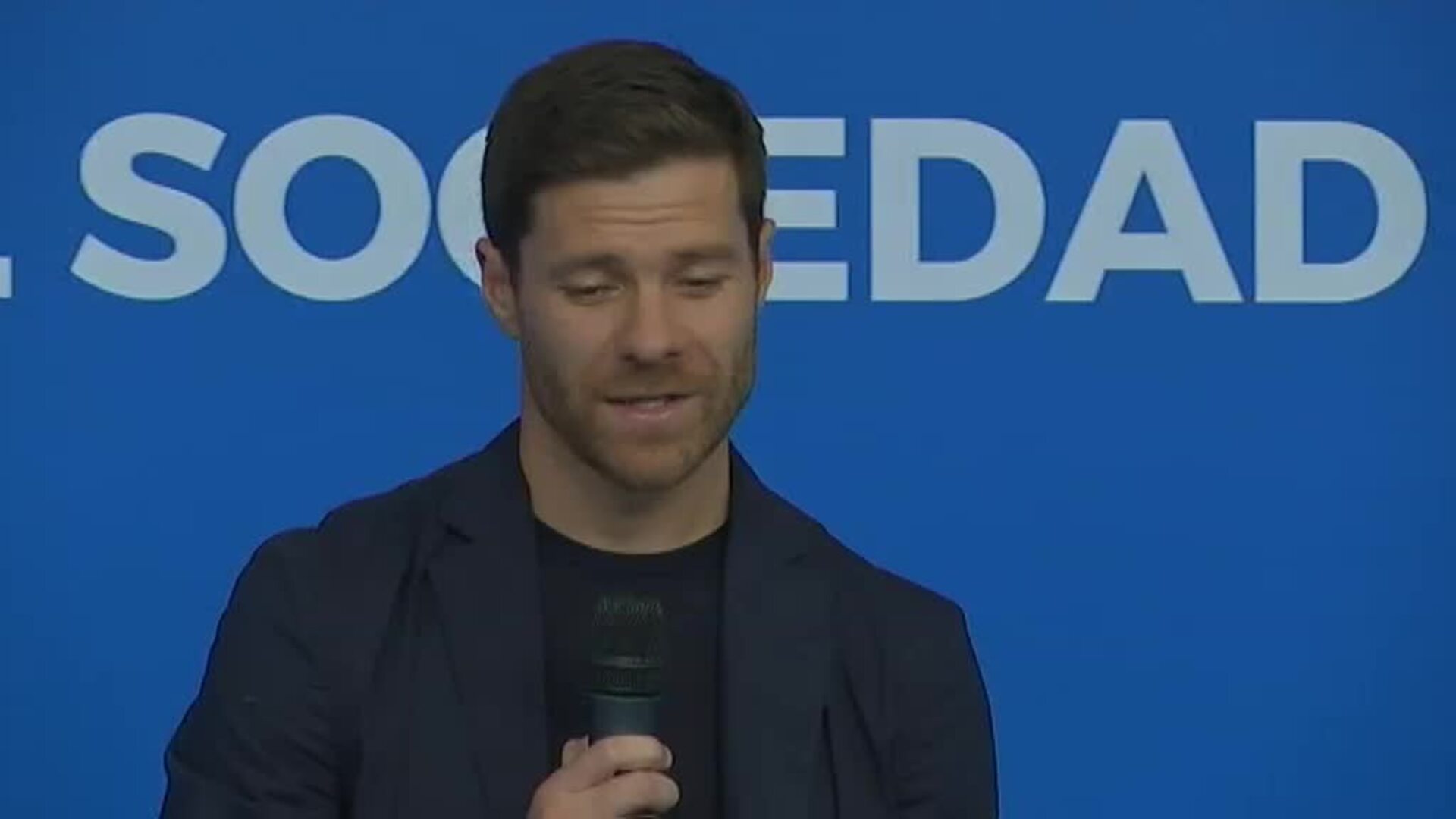La Real Sociedad presenta a Xabi Alonso como entrenador del Sanse