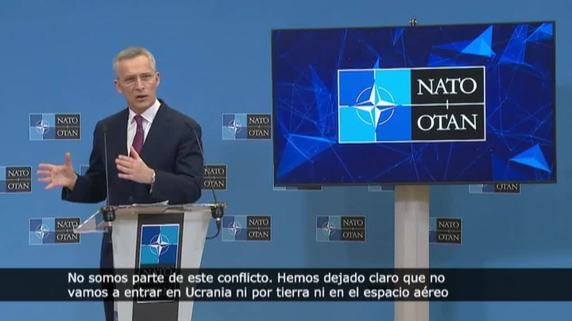 Stoltenberg: &quot;Hemos dejado claro que no vamos a entrar en Ucrania, ni por tierra ni por aire&quot;