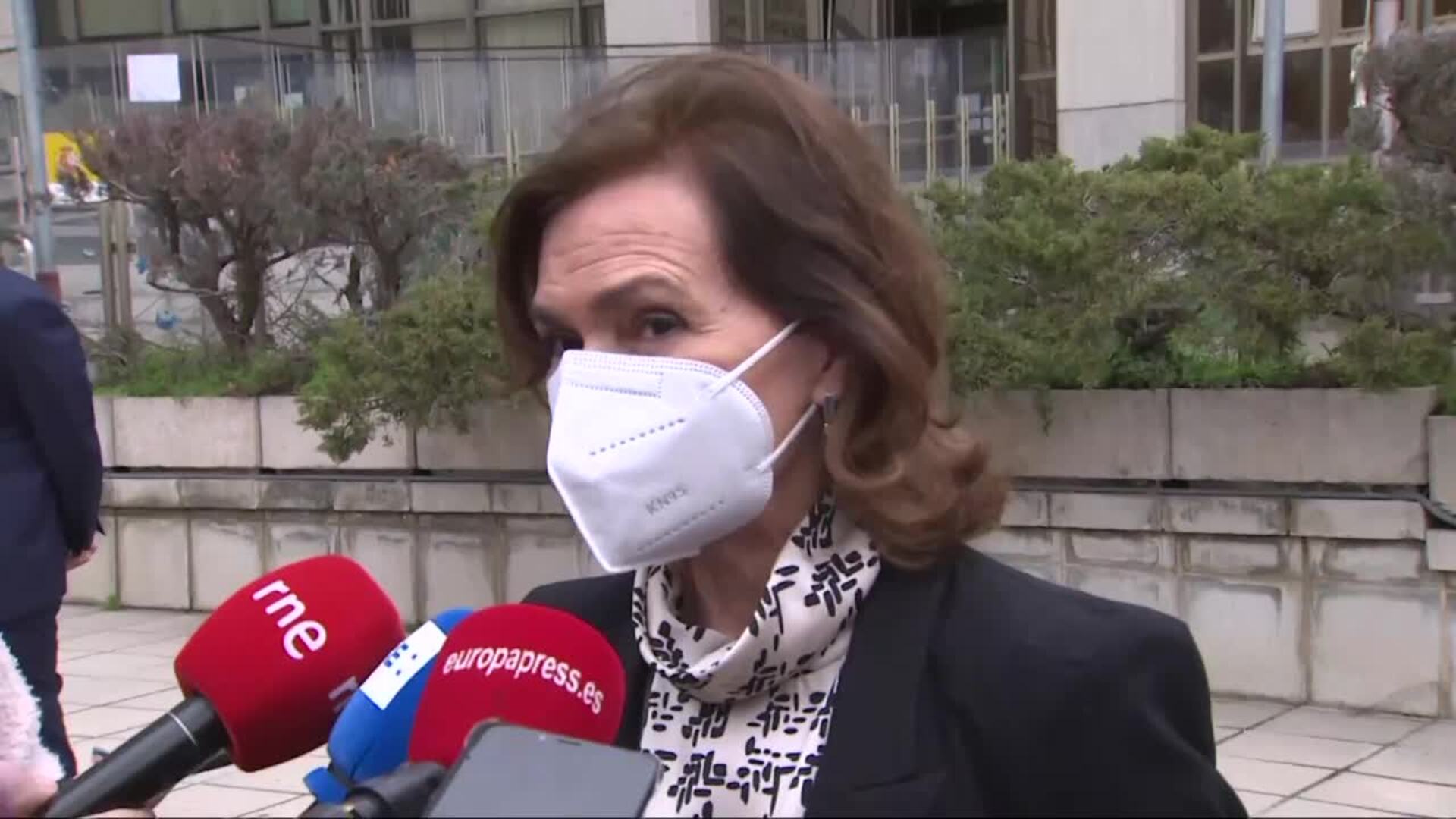 Calvo pide a Iglesias ser &quot;dignos&quot; con la historia reciente