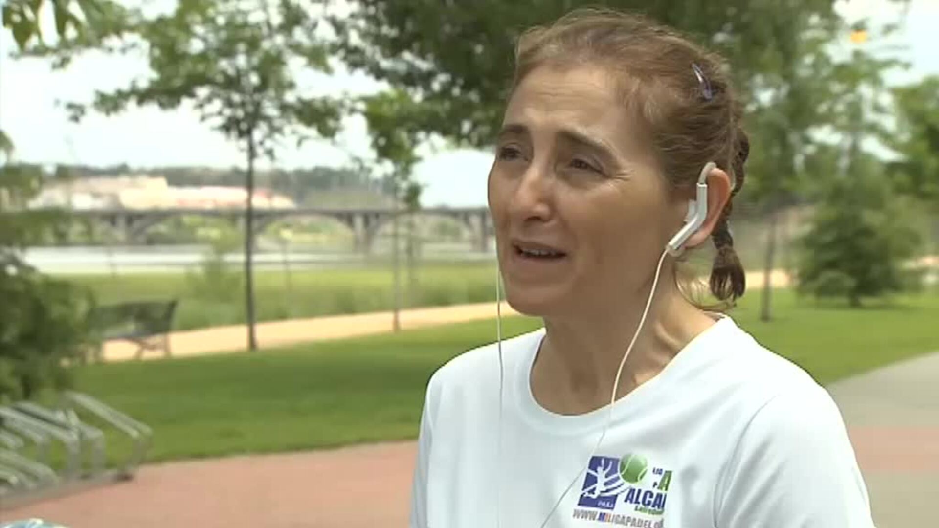 Los nenúfares mexicanos invaden el Guadiana a su paso por Badajoz