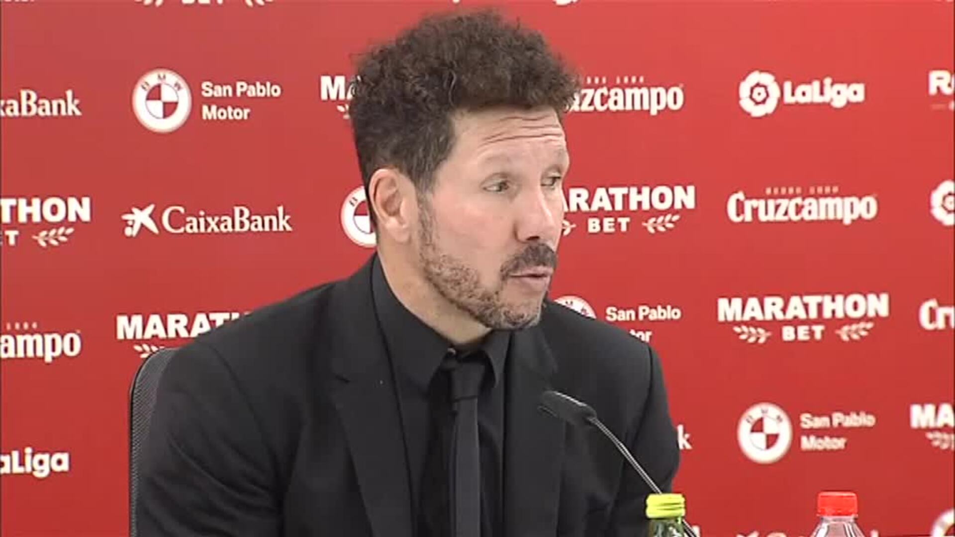 Simeone: &quot;Costa da la vida, yo confío en él&quot;