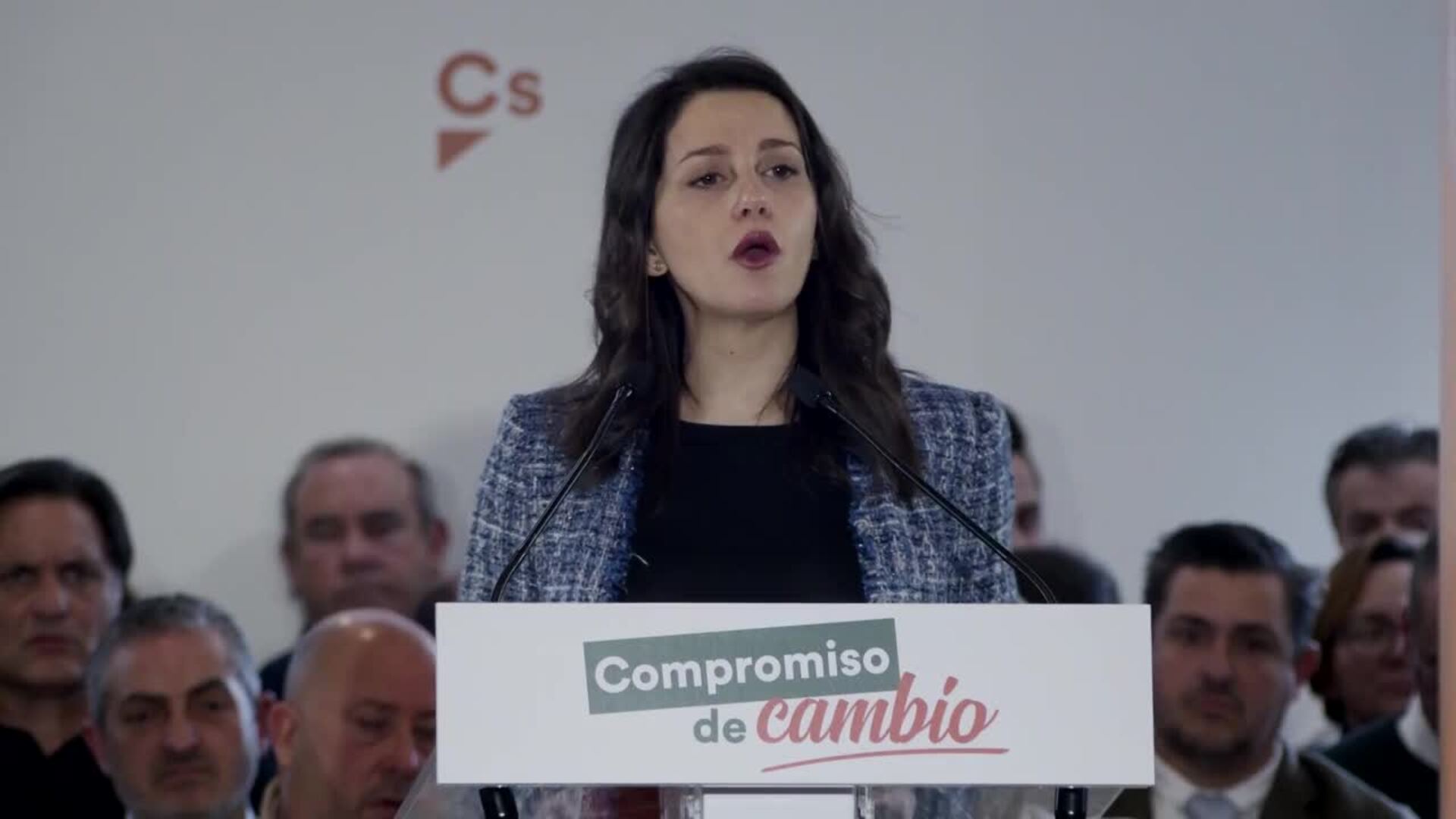 Arrimadas: &quot;El Gobierno lleva tiempo poniéndose en lado equivocado&quot;