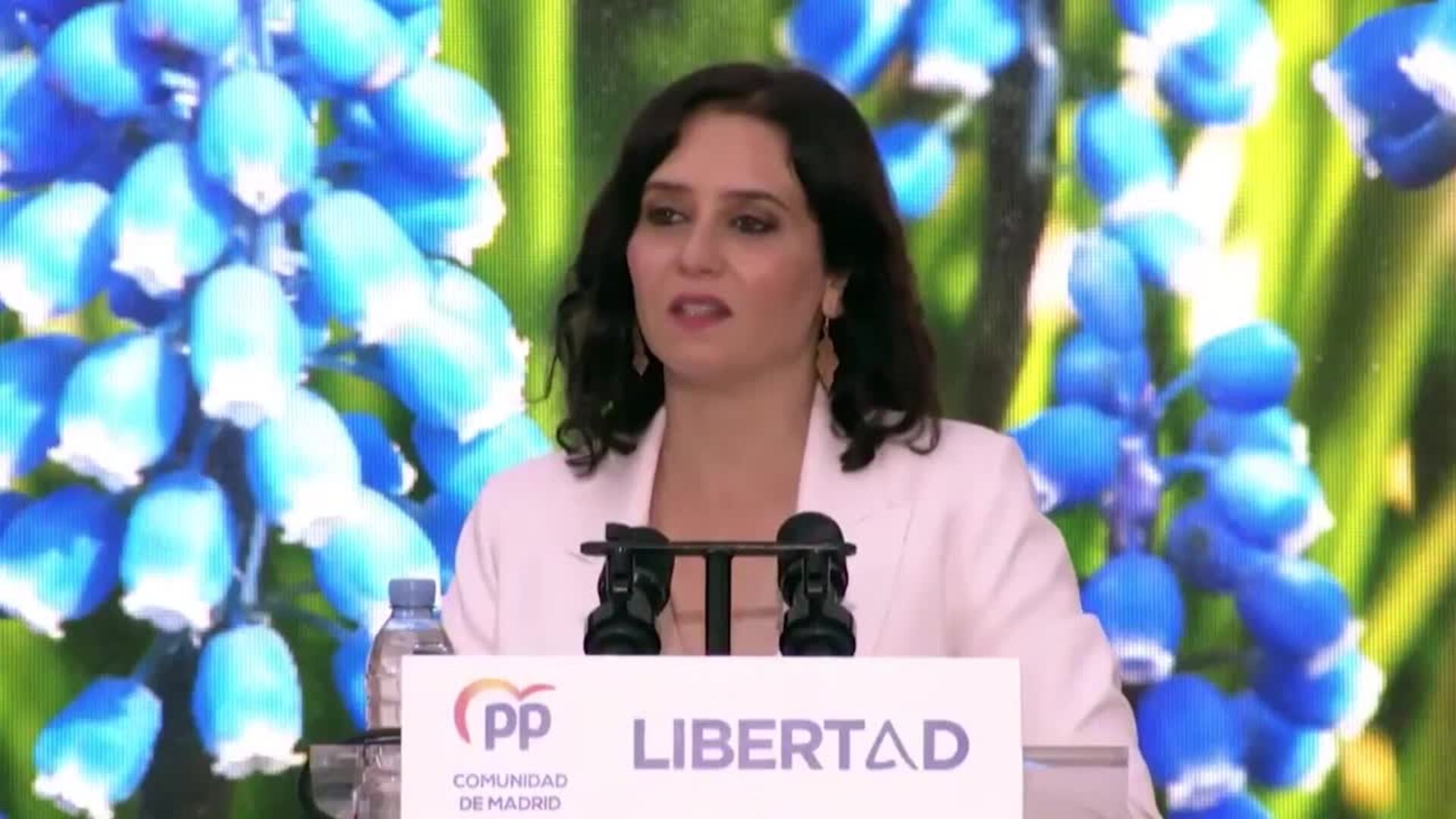 Ayuso responde a Iglesias que el Rey es &quot;sensatez&quot;