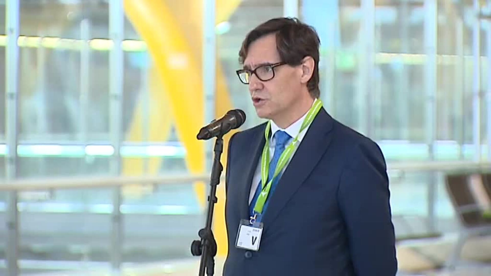 El Gobierno defiende el plan de triple control en los aeropuertos