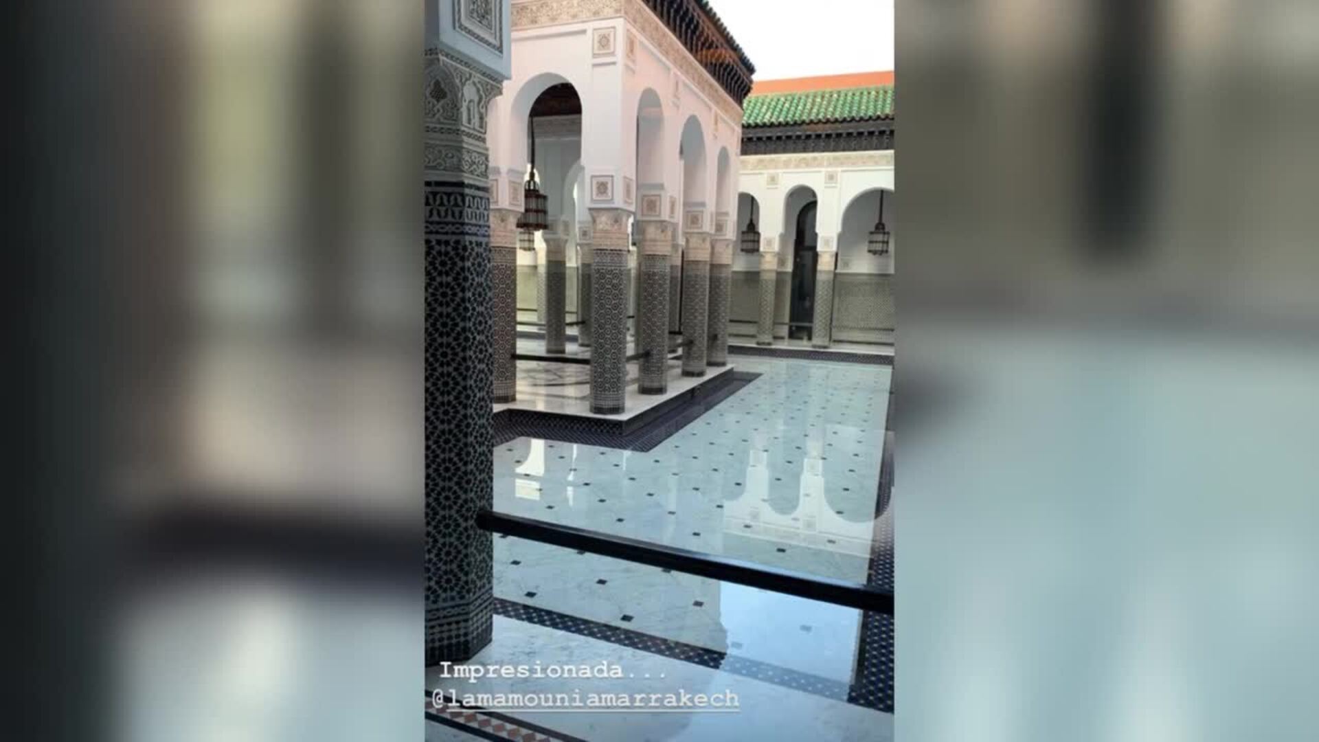 La actriz Elena Furiase visita la ciudad de Marrakech