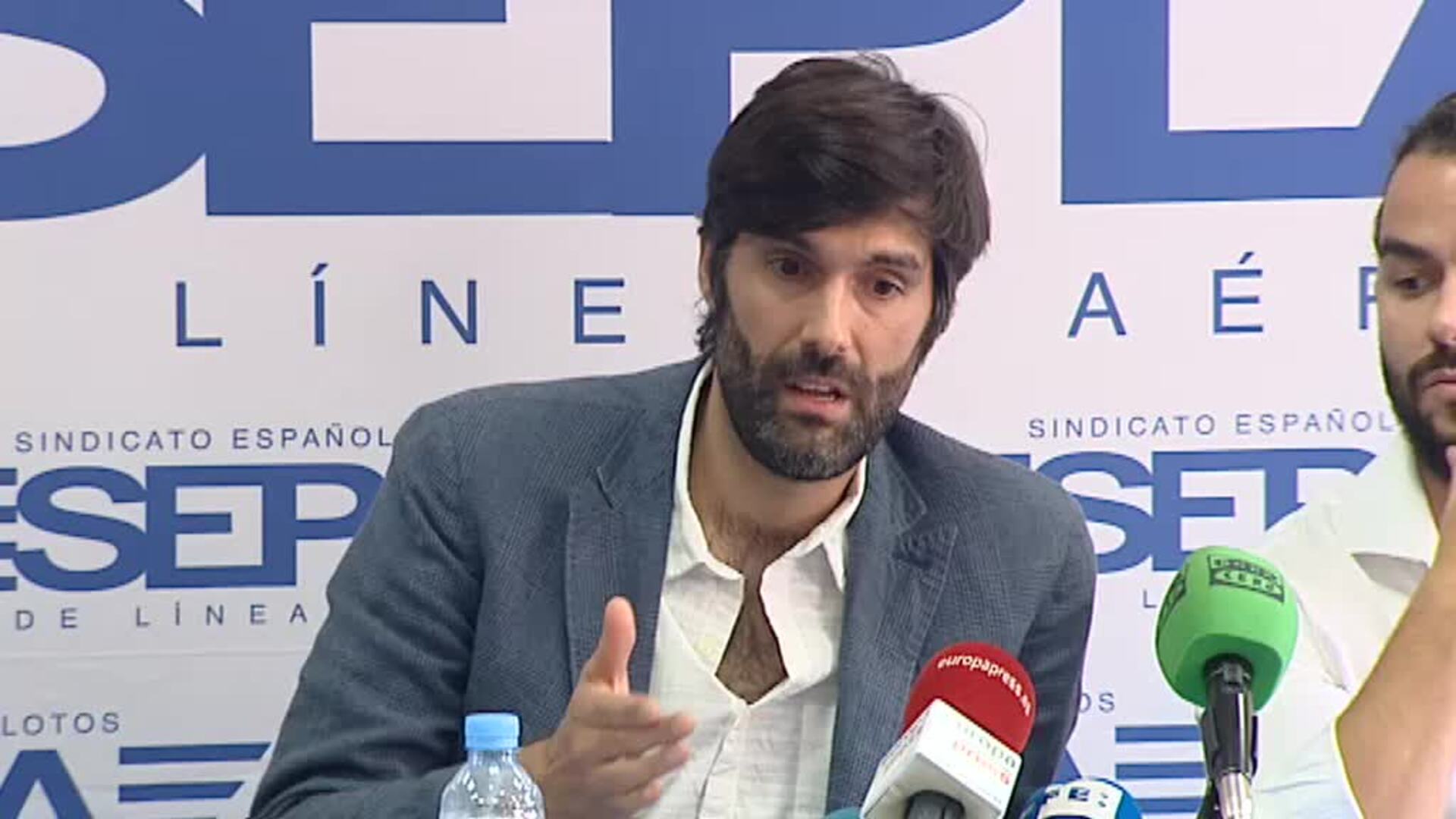 Los pilotos de Ryanair amenazan con hacer huelga en septiembre