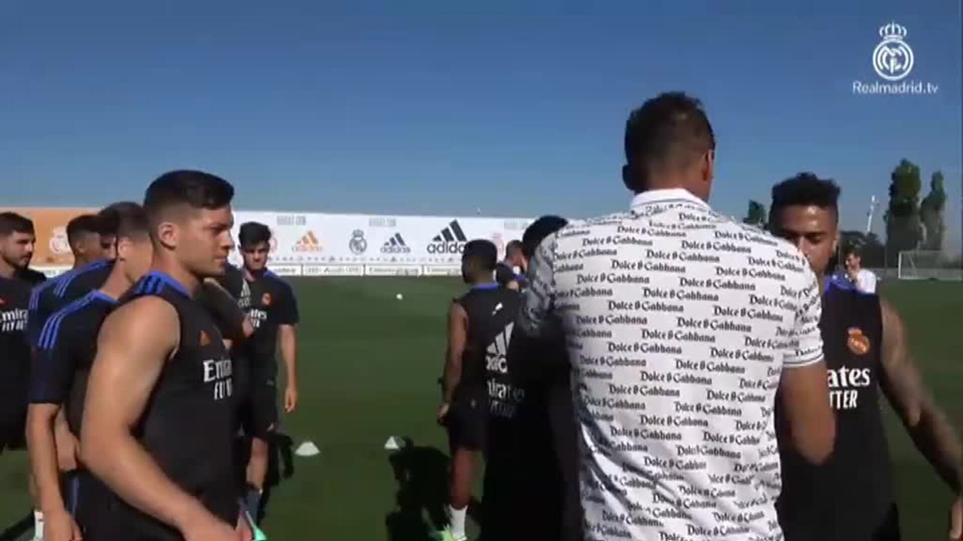 Karim Benzemá regresa al trabajo con unos días de retraso tras su positivo en Covid