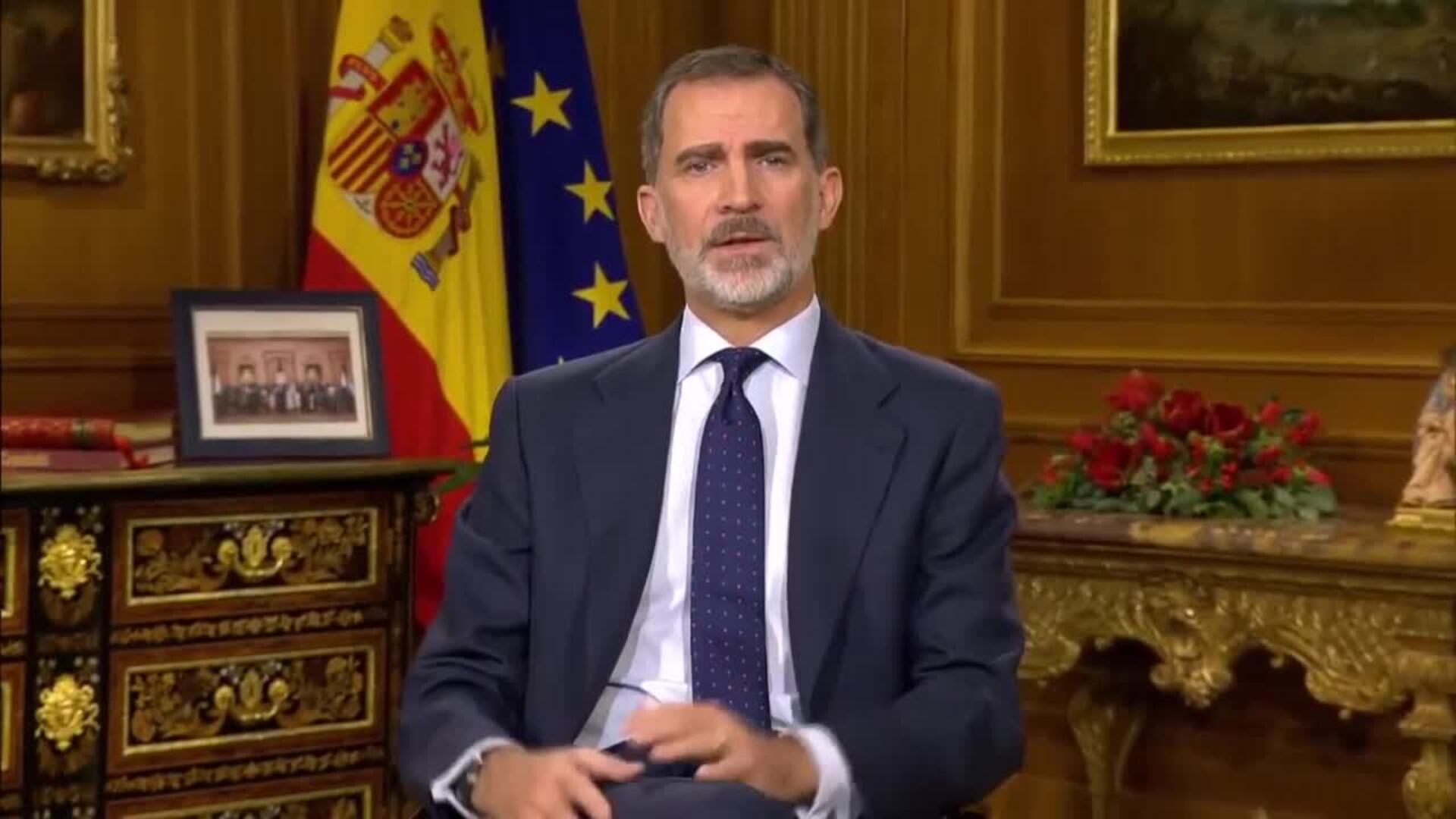 El Rey pide respetar la Constitución, que &quot;preserva la unidad&quot;