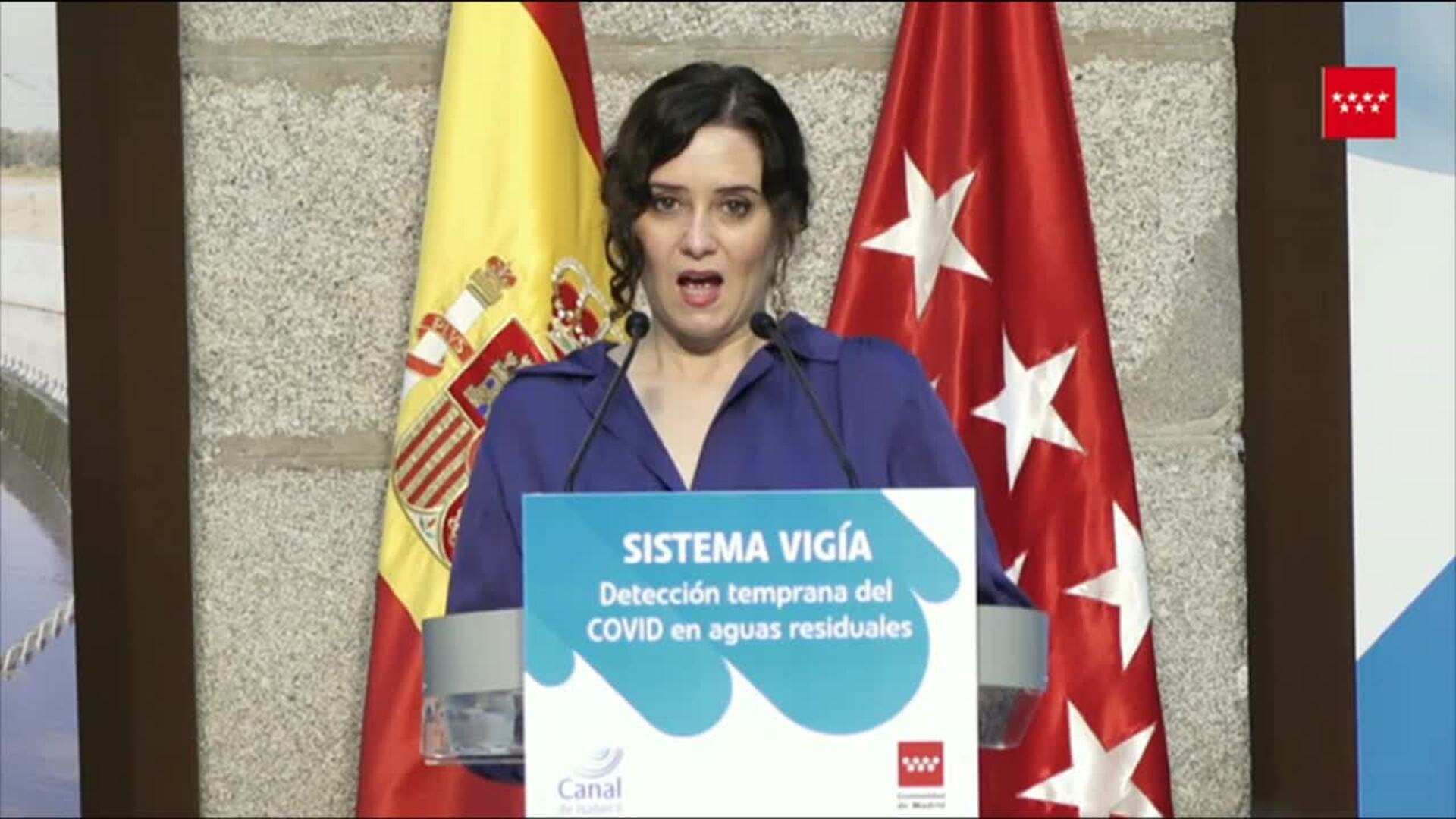 Ayuso critica que el Gobierno recorte la entrega de vacunas a Madrid en enero