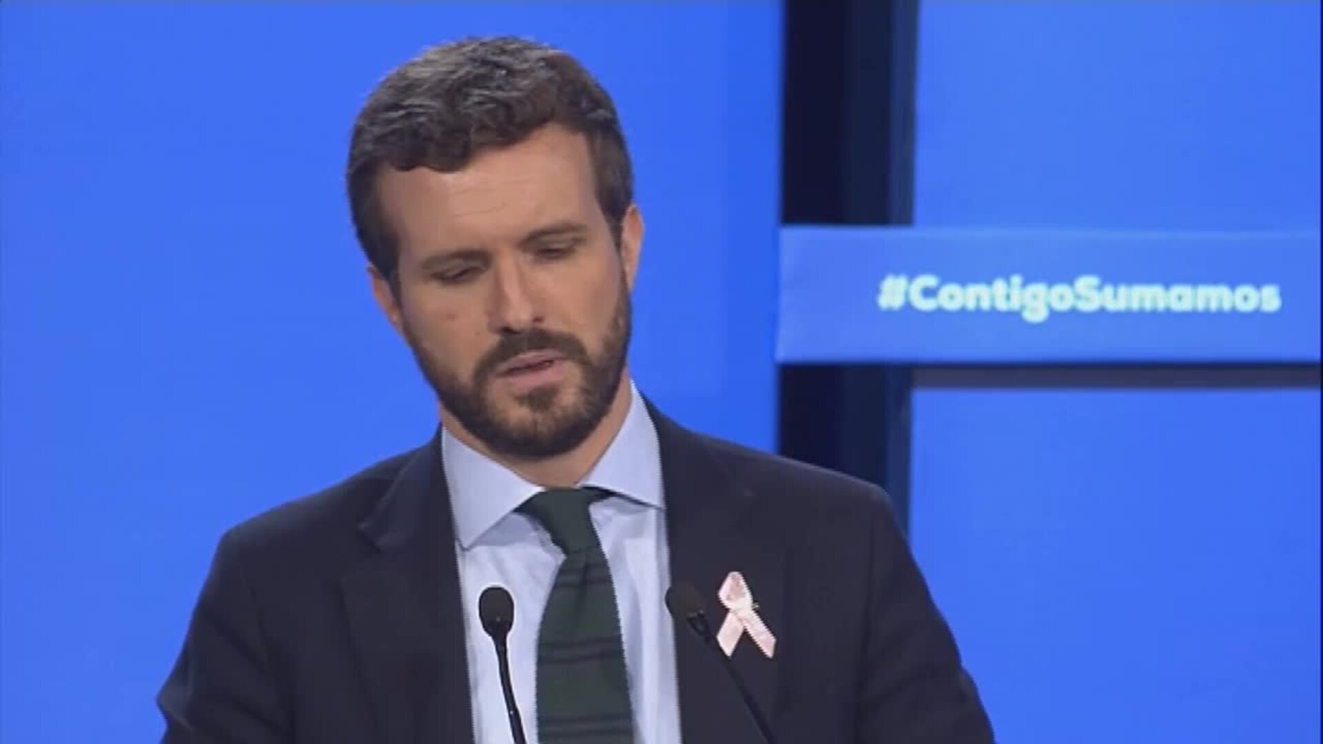 Casado avisa a Sánchez que tiene que restablecer la ley y el orden