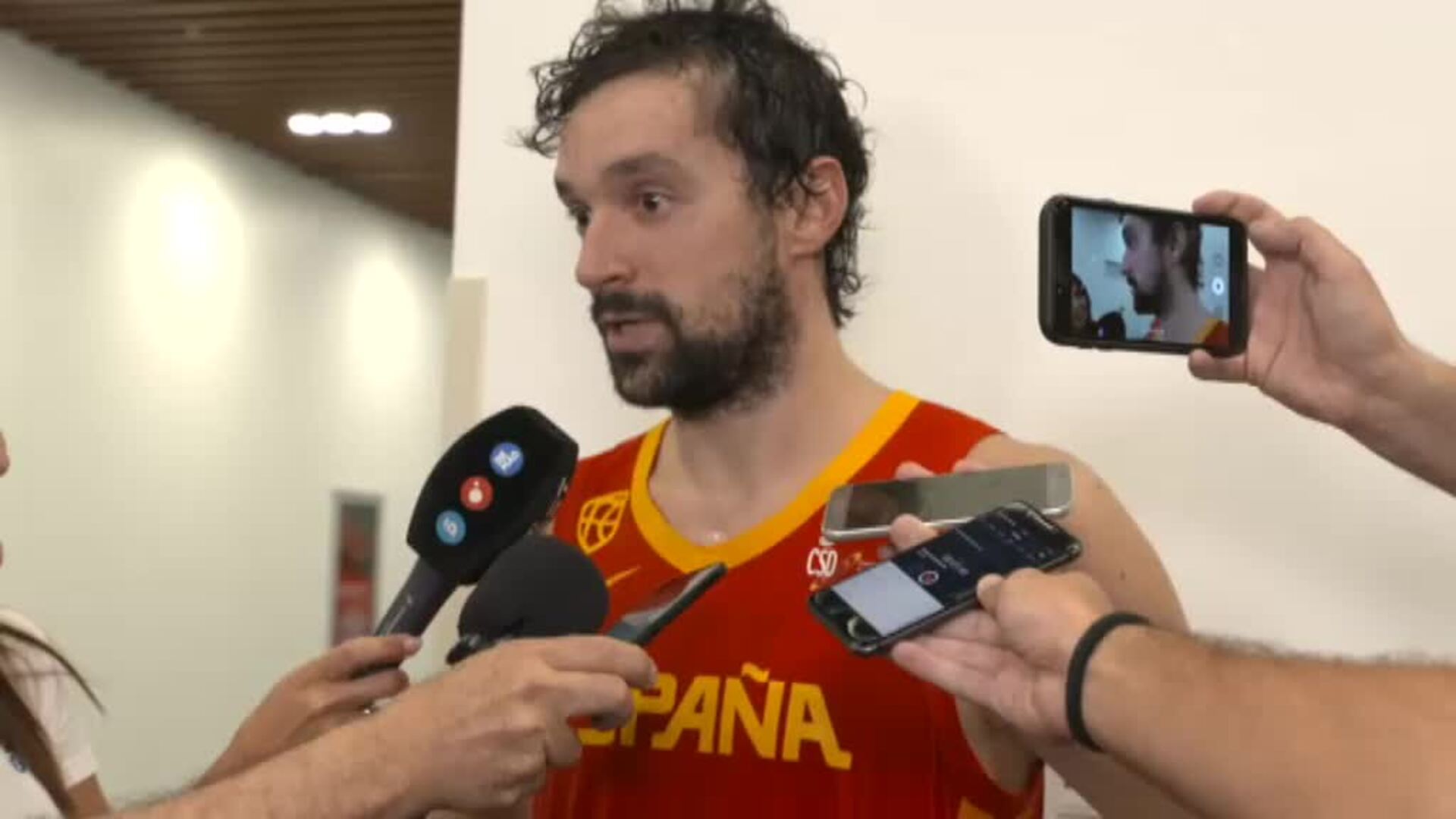 Ricky Rubio resuelve un apretado amistoso frente a Argentina