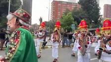 Bogotá enciende la Navidad con un minicarnaval de más de 1.000 artistas