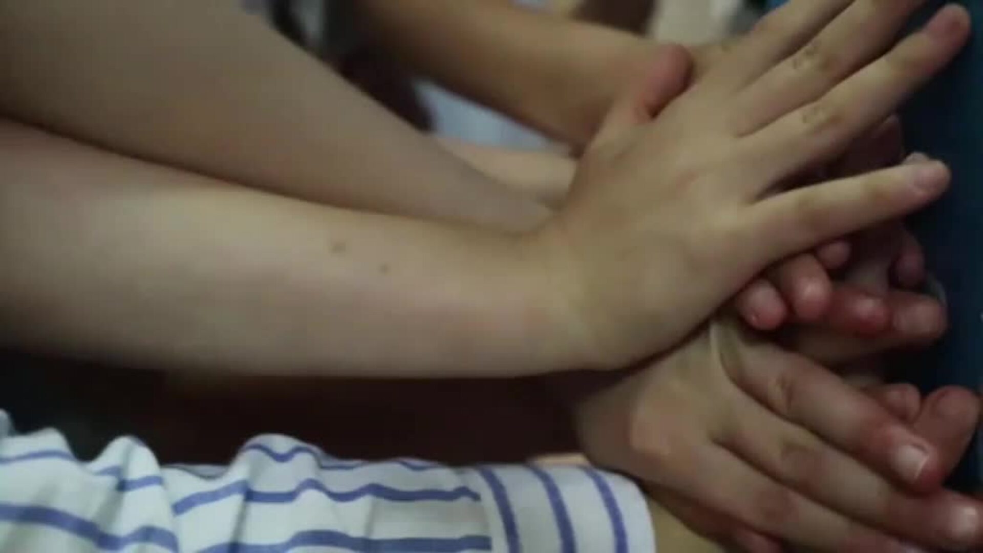 Así son los contenedores de reciclaje que triunfan en los colegios de Ucrania