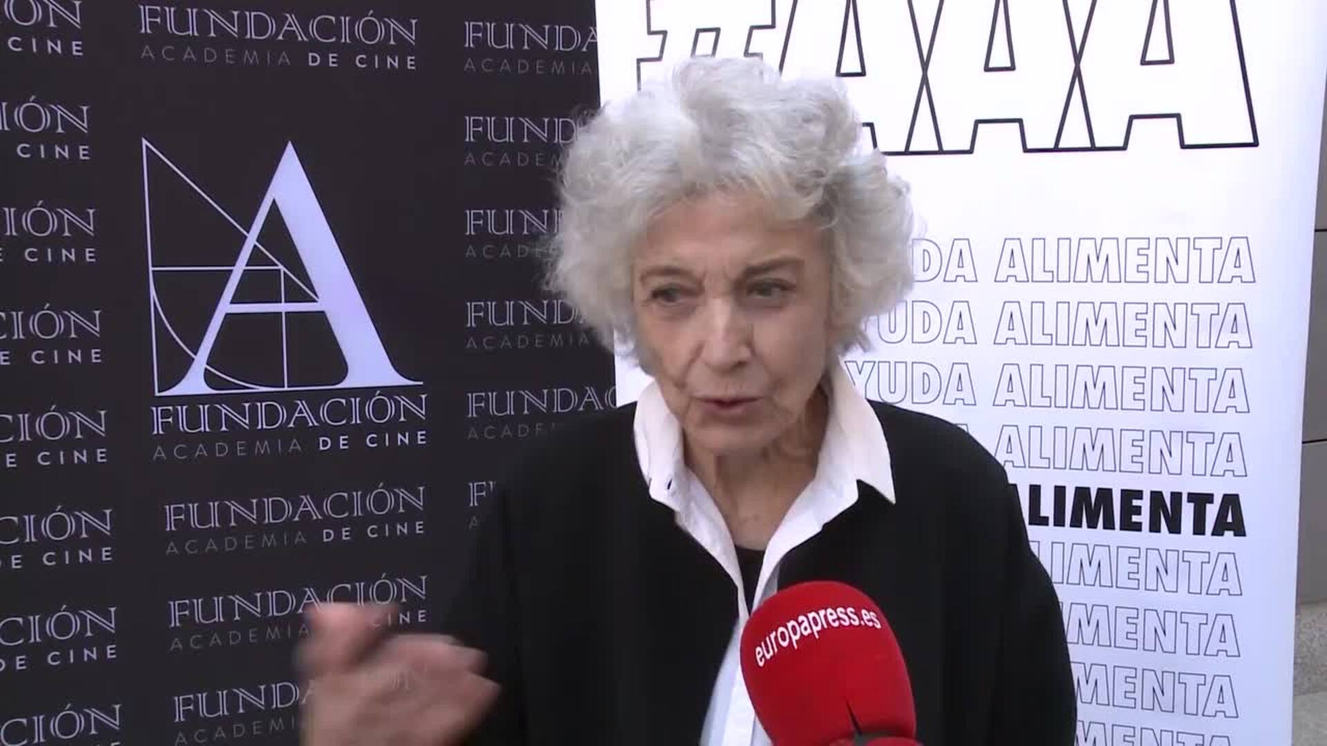 Marisa Paredes reivindica el cine español en un acto solidario