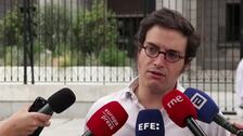 Vox apela a "dos diputados honrados" a que apoyen su moción para echar al Gobierno