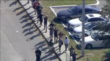 Cadena perpetua para el tirador  que mató a 17 personas en una escuela de Parkland (Estados Unidos)