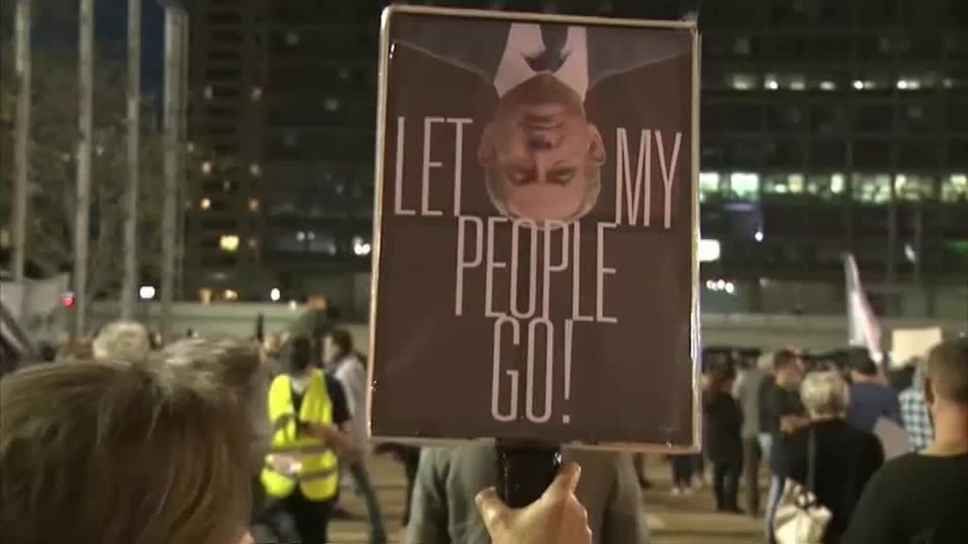 La pandemia de Covid-19 no impide que cientos de personas salgan a las calles de Tel Aviv contra Netanyahu