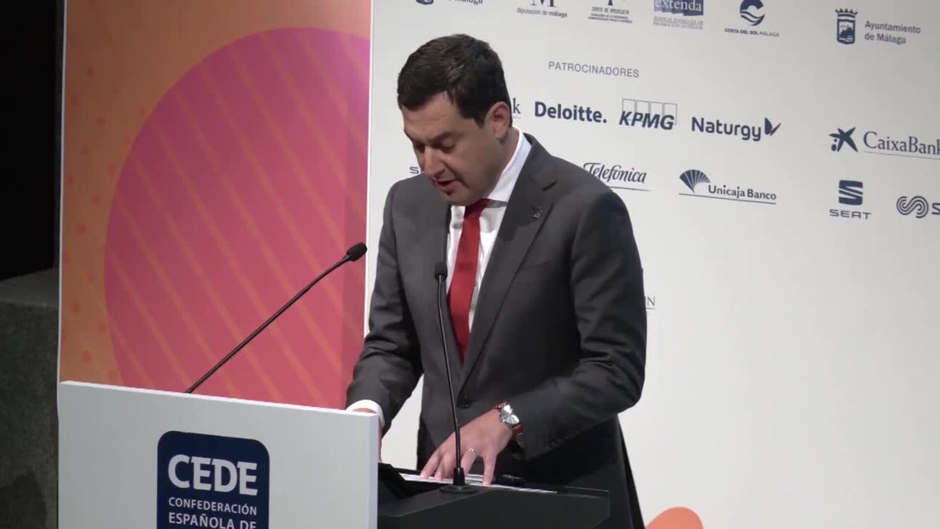 Moreno dice que el modelo andaluz atrae inversiones y crecimiento económico