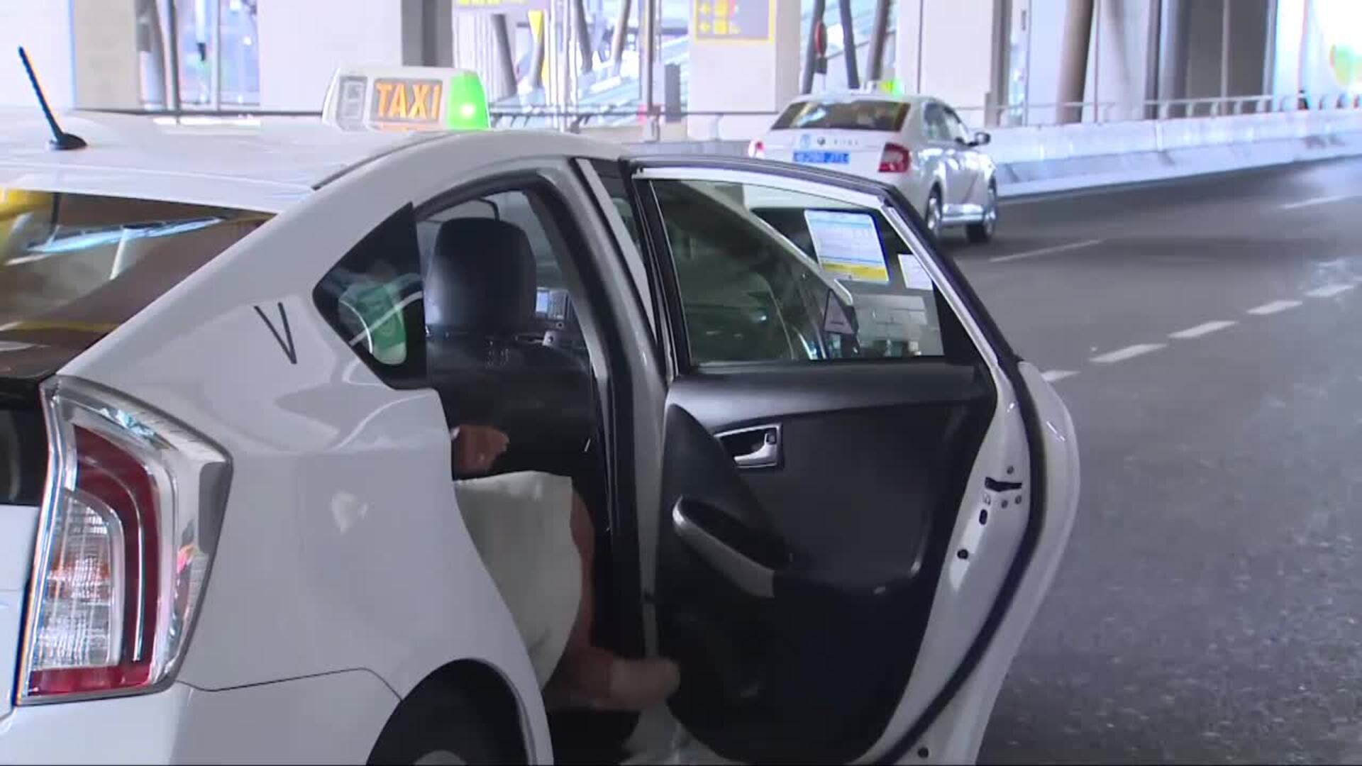 Último domingo de agosto y regreso de vacaciones en Barajas