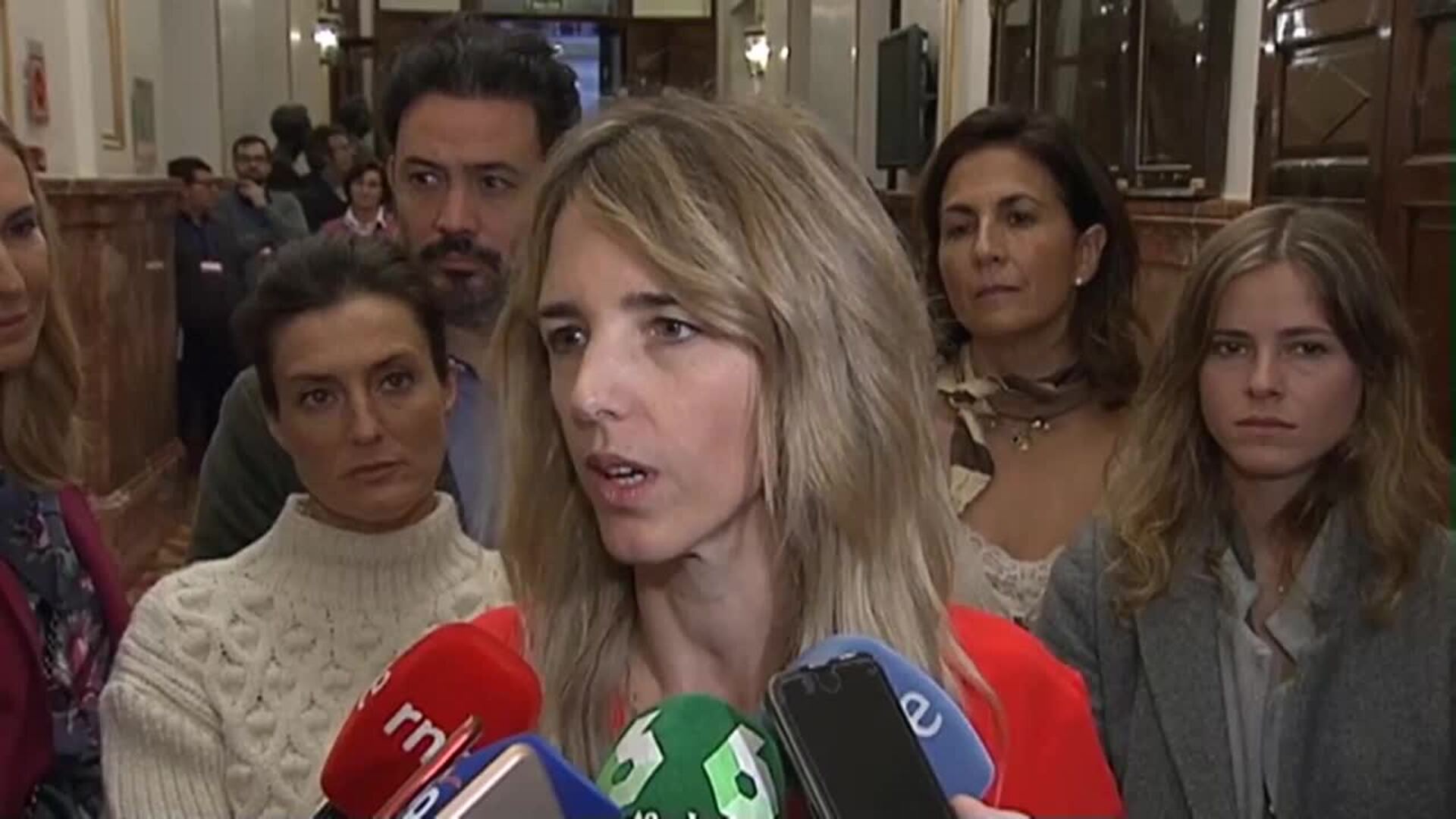 Cayetana: &quot;No veo una abstención porque Sánchez no es de fiar&quot;