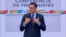 Sánchez explica a las regiones que asumirá el control del reparto del Fondos Europeo