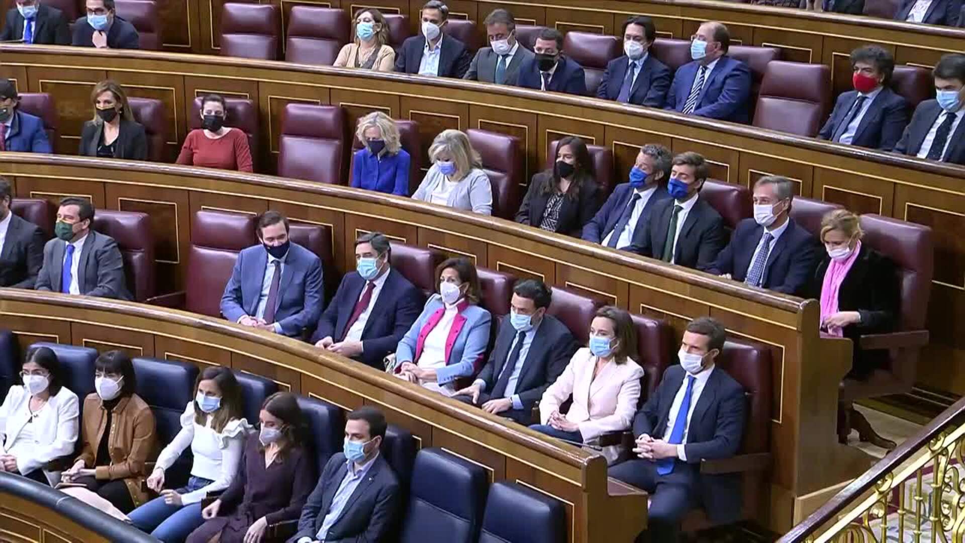Casado se despide del Congreso y Sánchez confirma que no adelantará elecciones