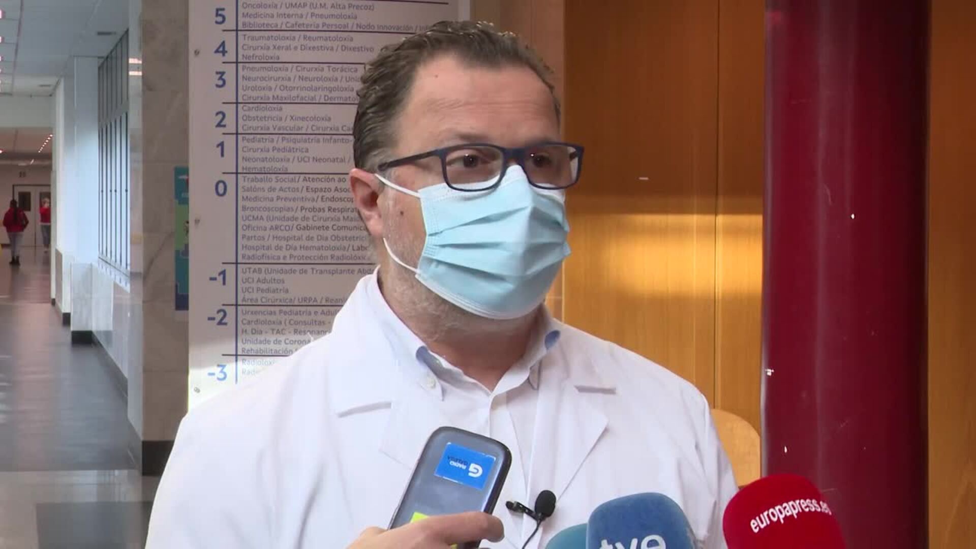 Federico Martinón afirma que vacunar a los niños es &quot;seguro&quot; y tiene otros beneficios