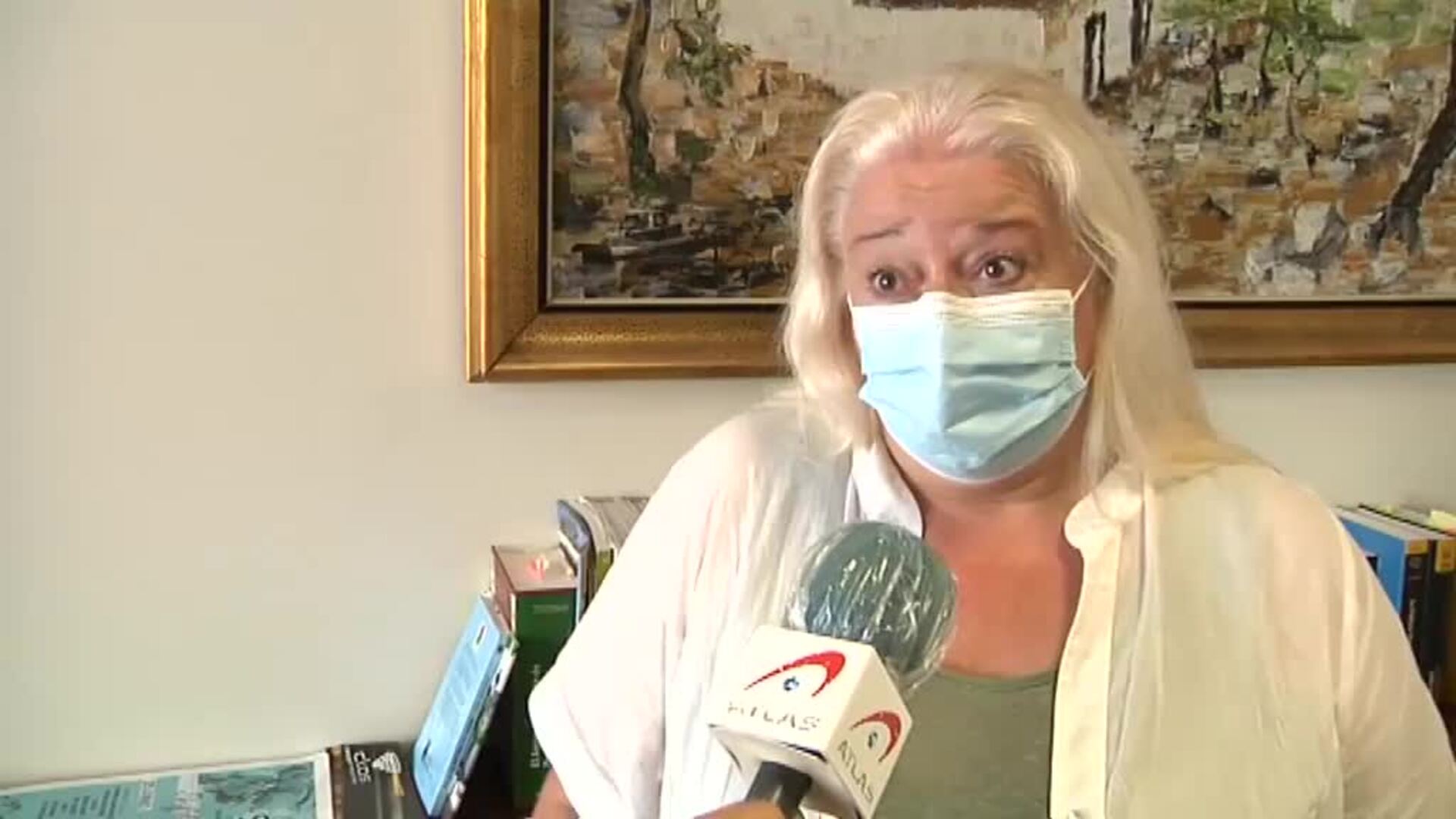 Retiran sombrillas de las playas