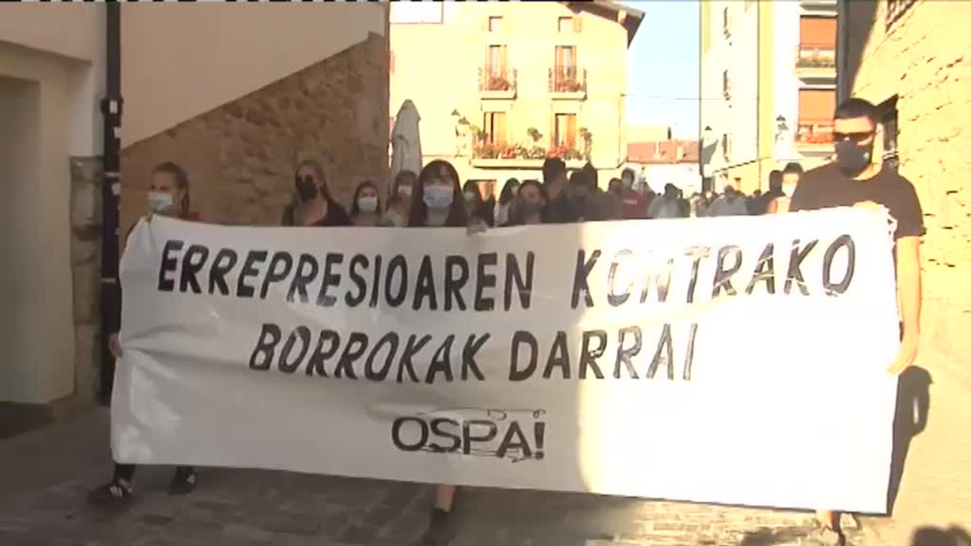Alsasua celebra, un año más, su &#039;Ospa Eguna&#039; en contra de la Guardia Civil