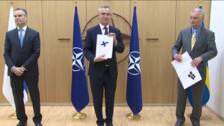 Finlandia y Suecia entregan «en mano» a la OTAN su solicitud formal para integrarse en la Alianza