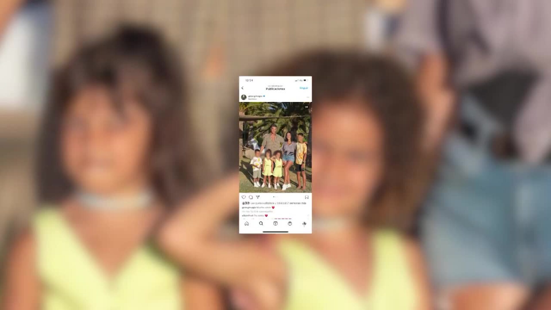 Posado oficial de verano de la familia de Cristiano y Georgina