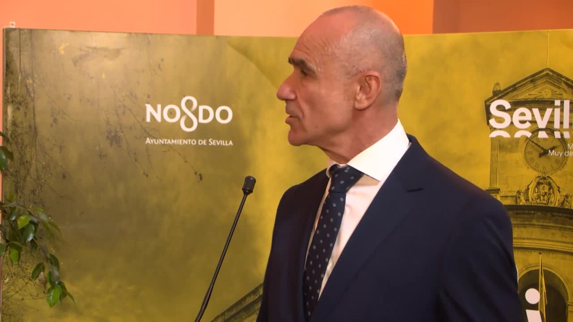 Muñoz (Ayto. Sevilla) presenta un proyecto &quot;que va más allá de 2023&quot;