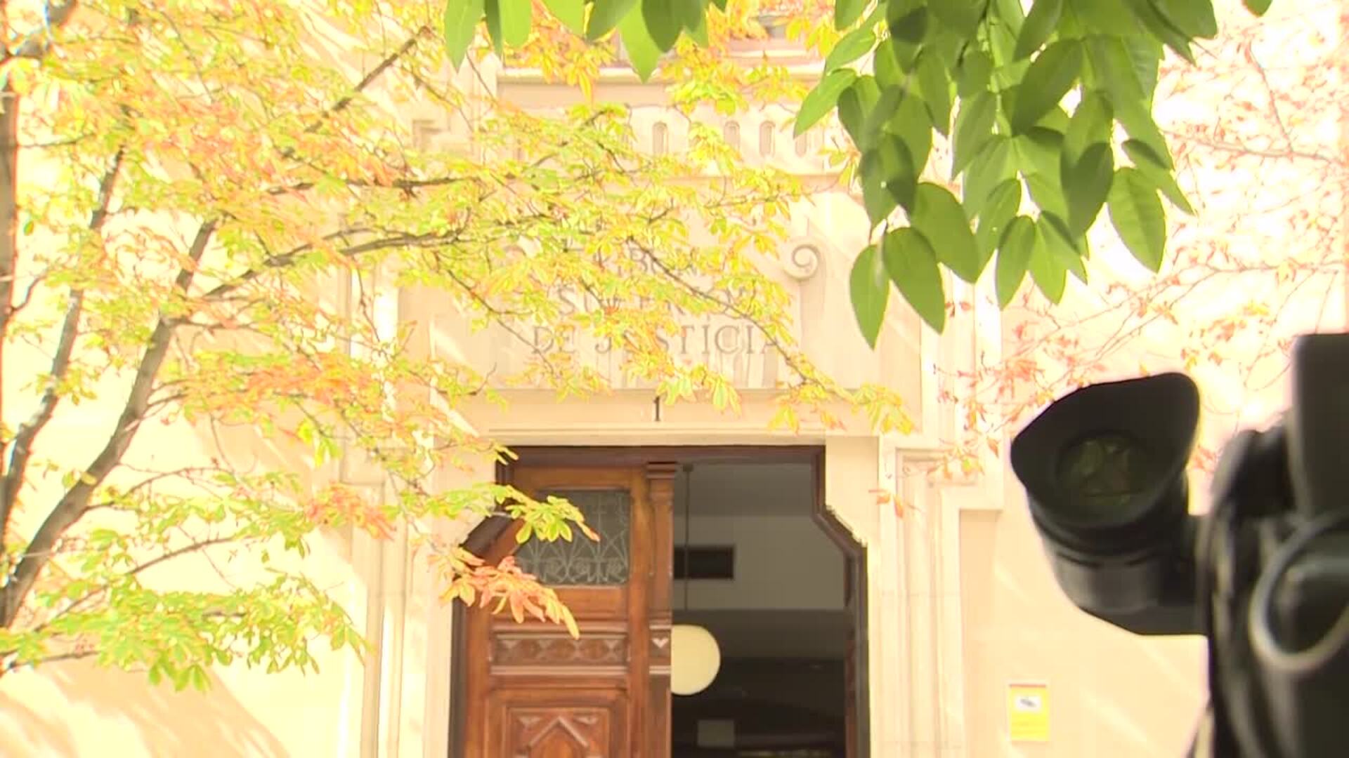 TSJM avala los protocolos de Escudero de derivación en residencias