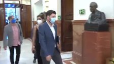 Iglesias exige a Sánchez saltarse pasos legales para excarcelar a Junqueras