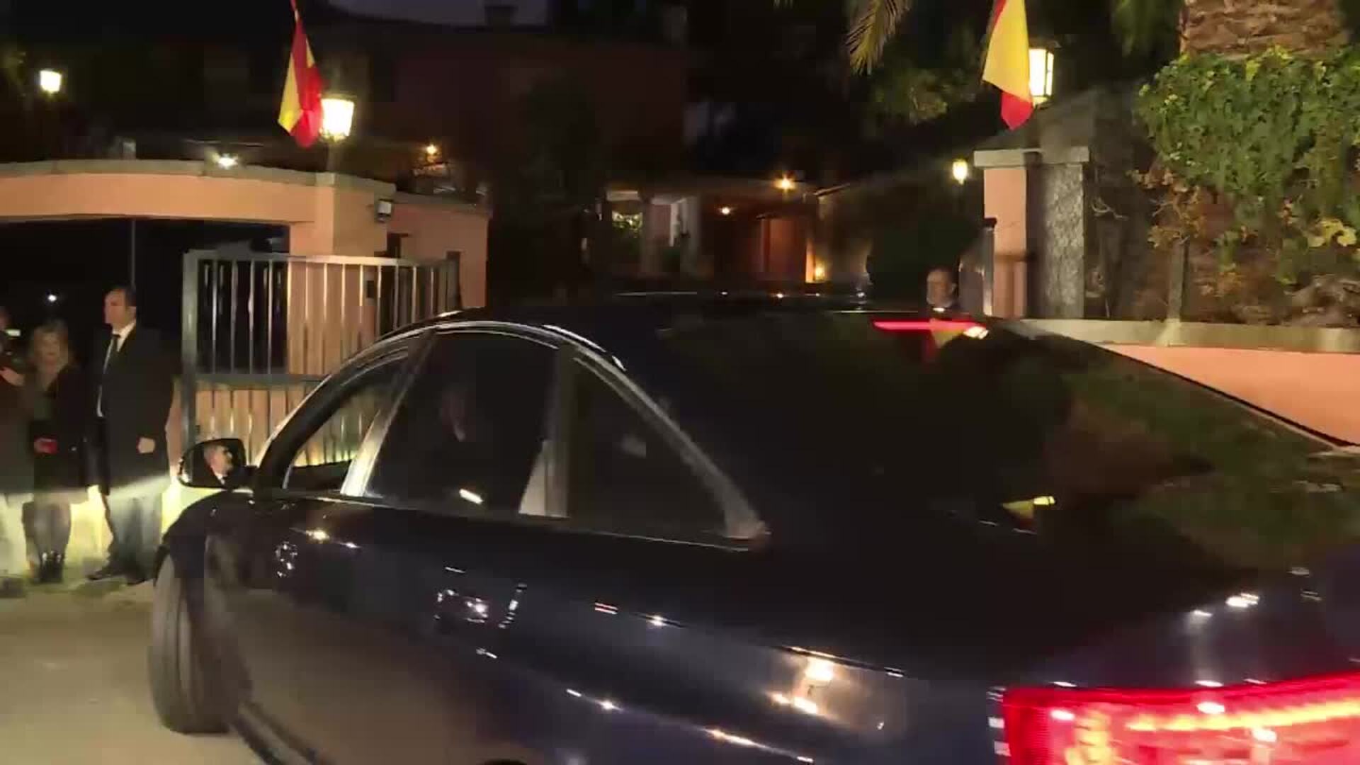 Los Reyes llegan a la capilla ardiente de la Infanta Pilar