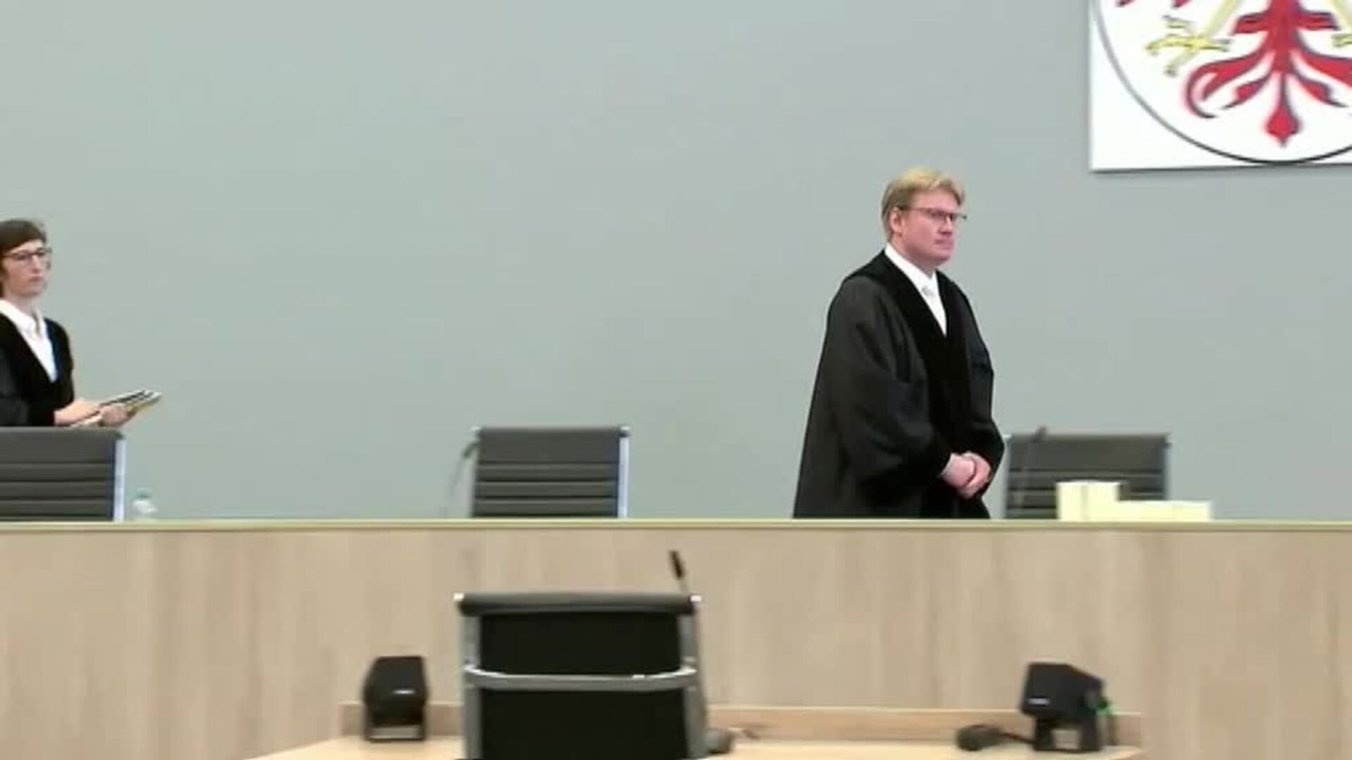 Comienza el juicio a un ex guardia de un campo de concentración de 100 años acusado de crímenes nazis