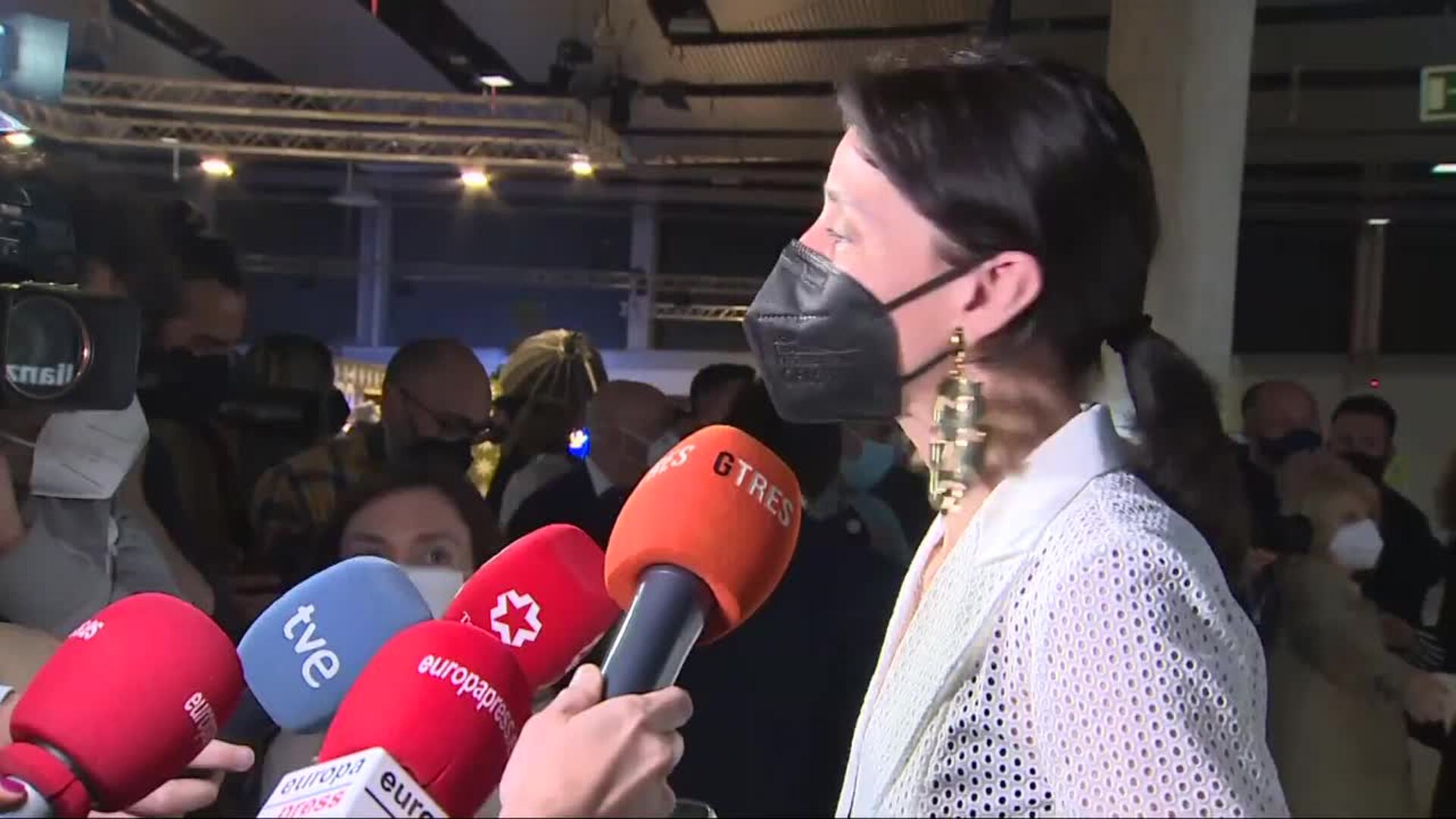 Calvo, Llop y Villacís respaldan a las víctimas de trata en la &#039;Fashion Week&#039;