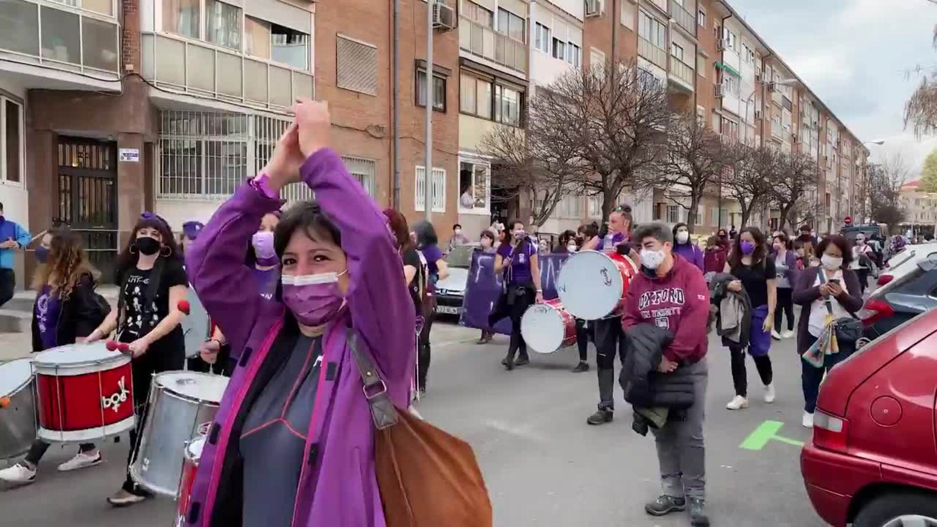 Marcha feminista en el barrio madrileño de San Pol de Mar