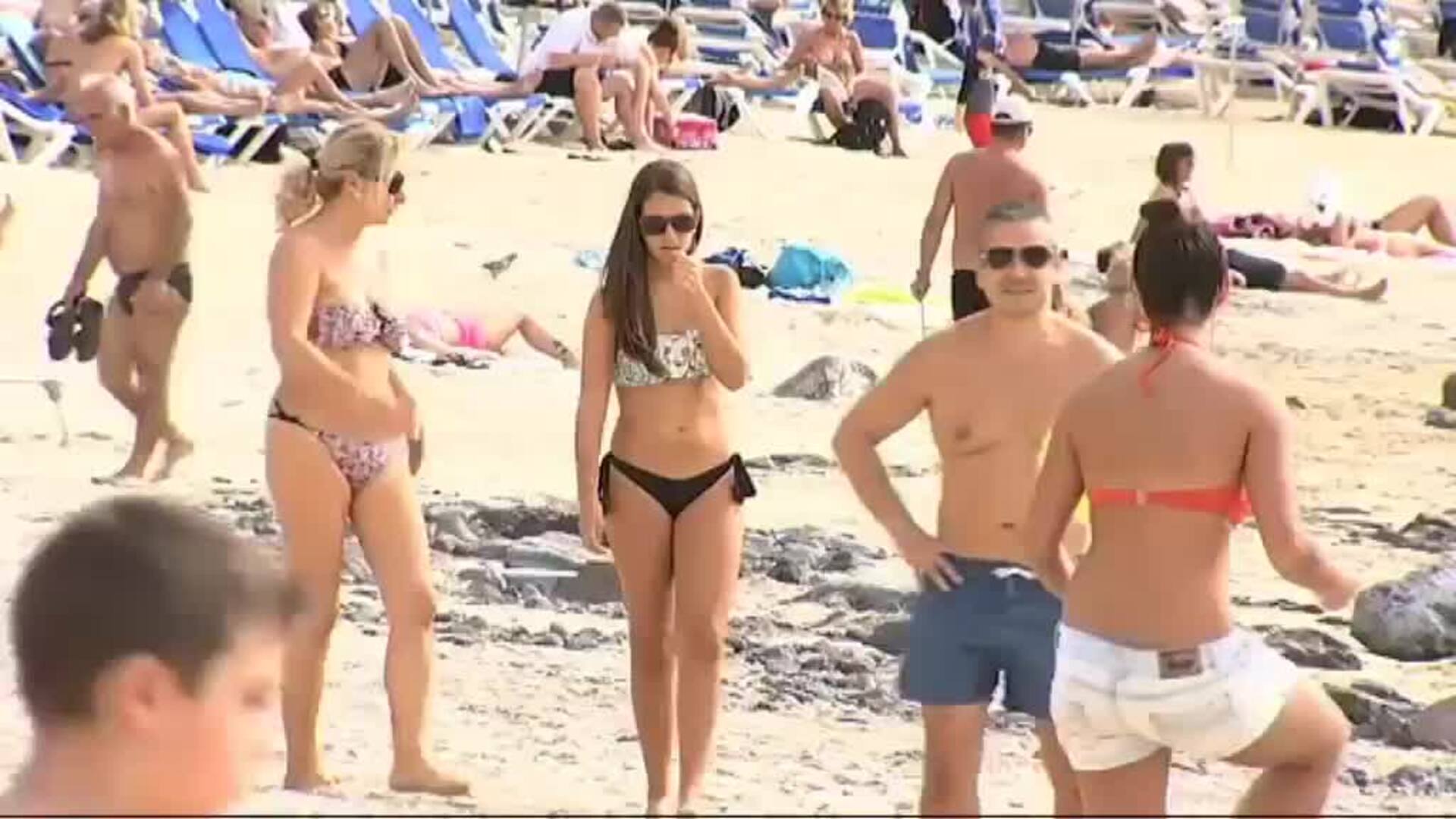 El Gobierno negocia con Reino Unido para salvar a Canarias y Baleares de la cuarentena