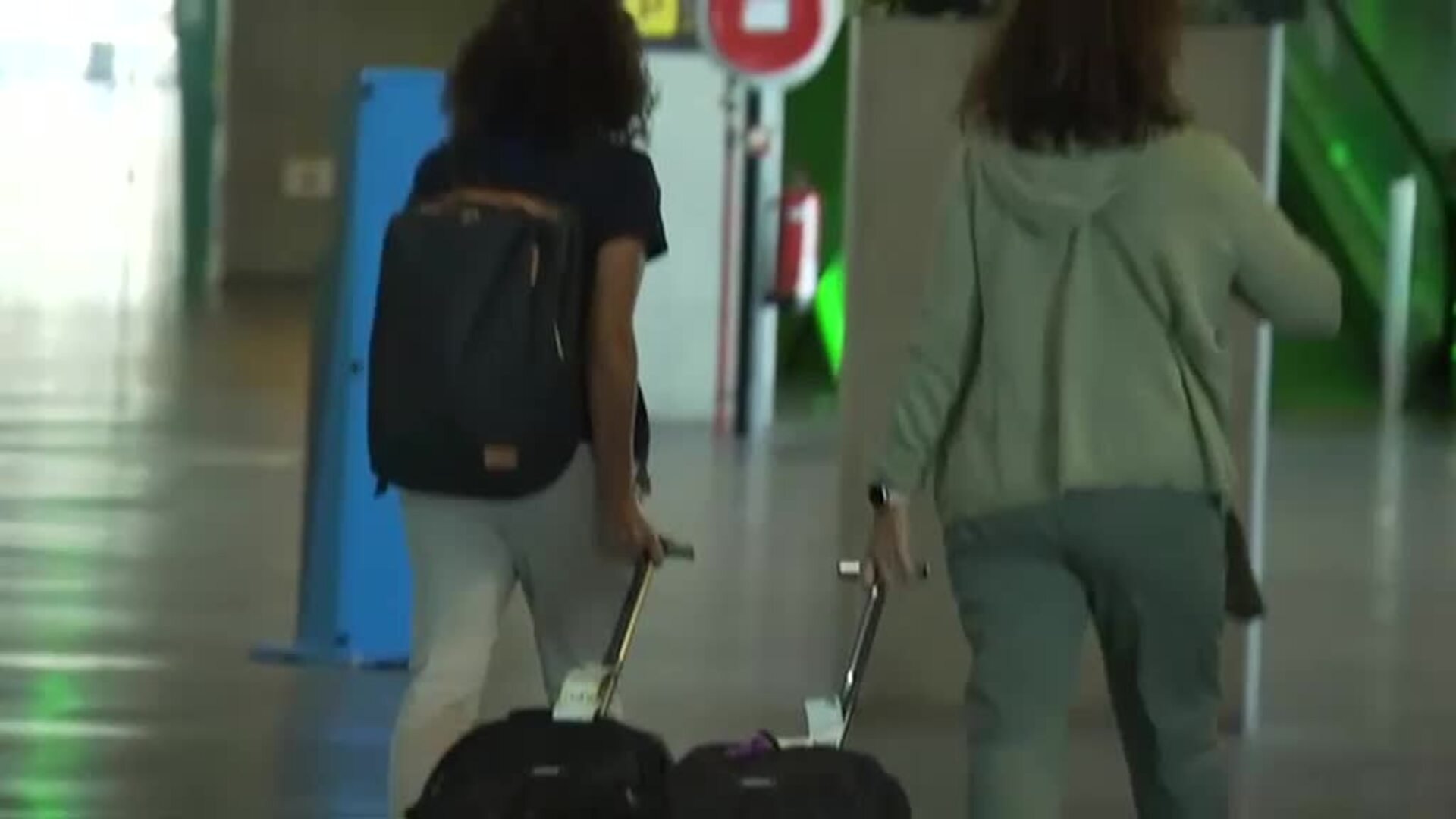 Cancelados los vuelos de La Palma a la Península por la lluvia de ceniza