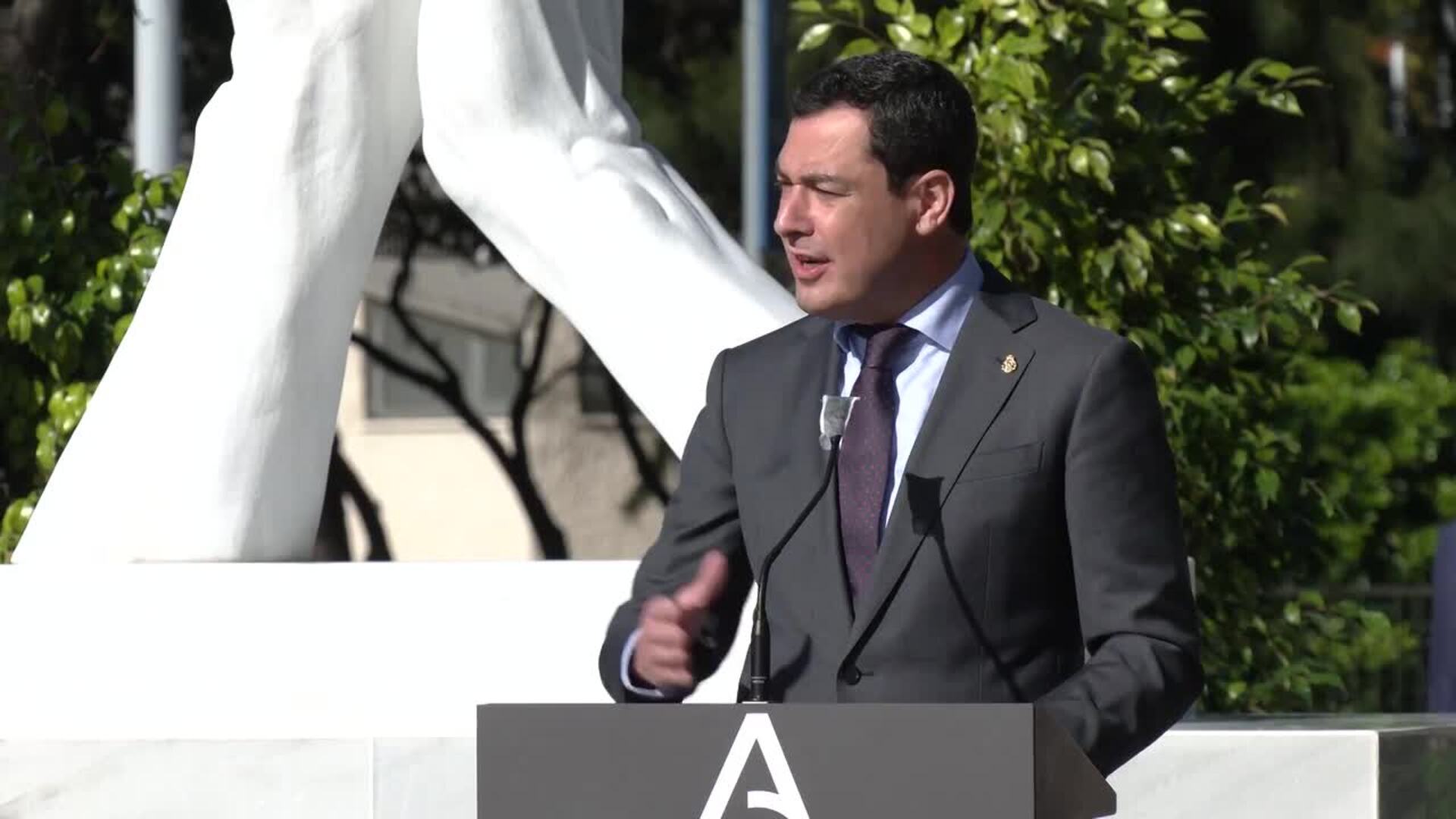 Moreno descarta cambios en restricciones y pide paciencia a la población