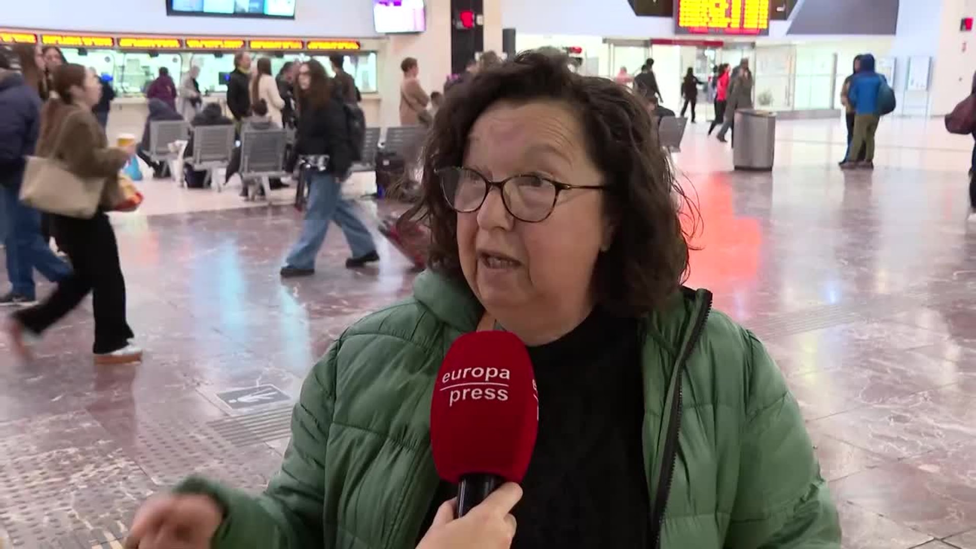 Adif comunica a Renfe que se recupera el servicio de Rodalies por ...