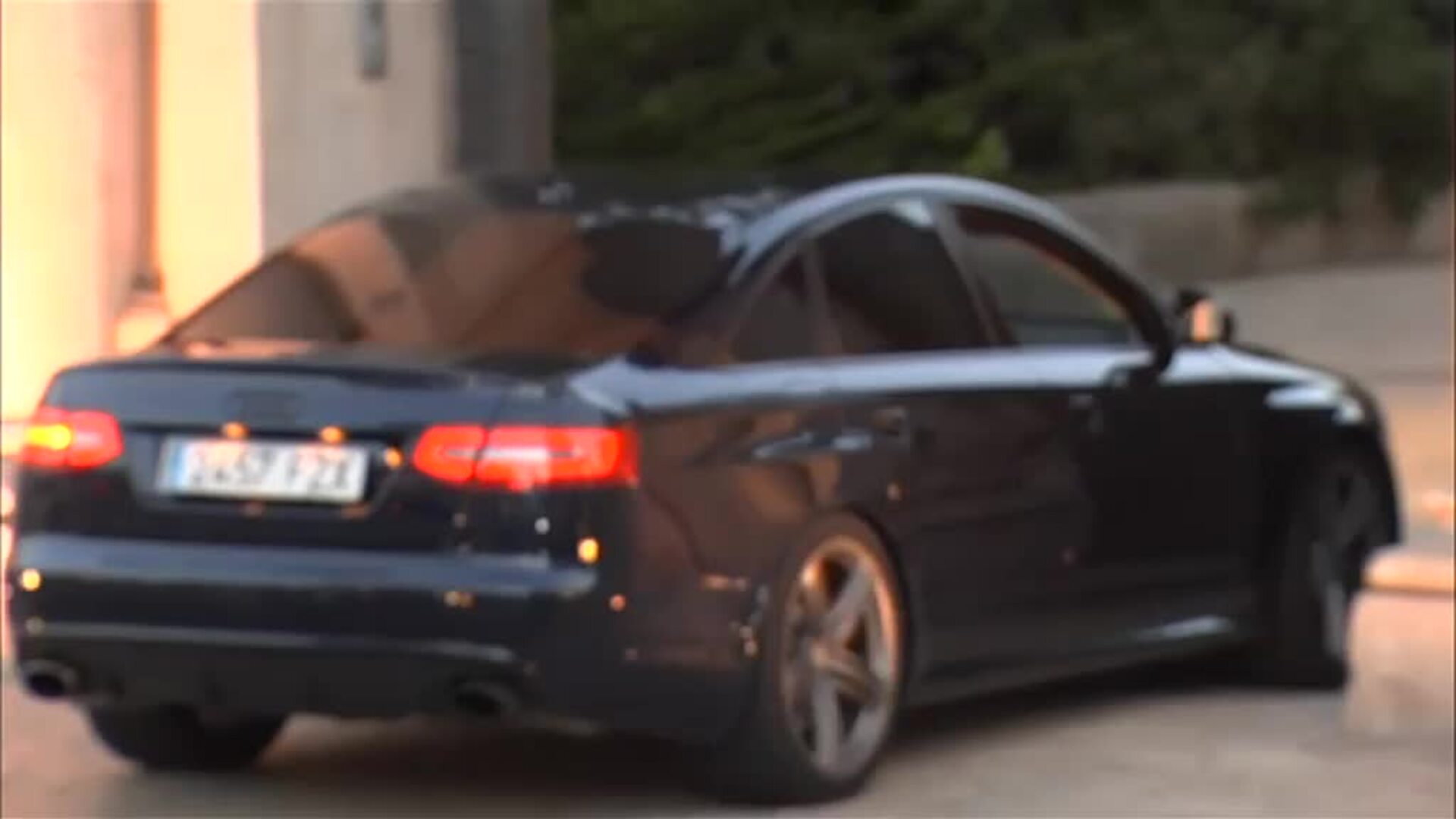 El Rey Felipe VI llega al Palacio de Marivent