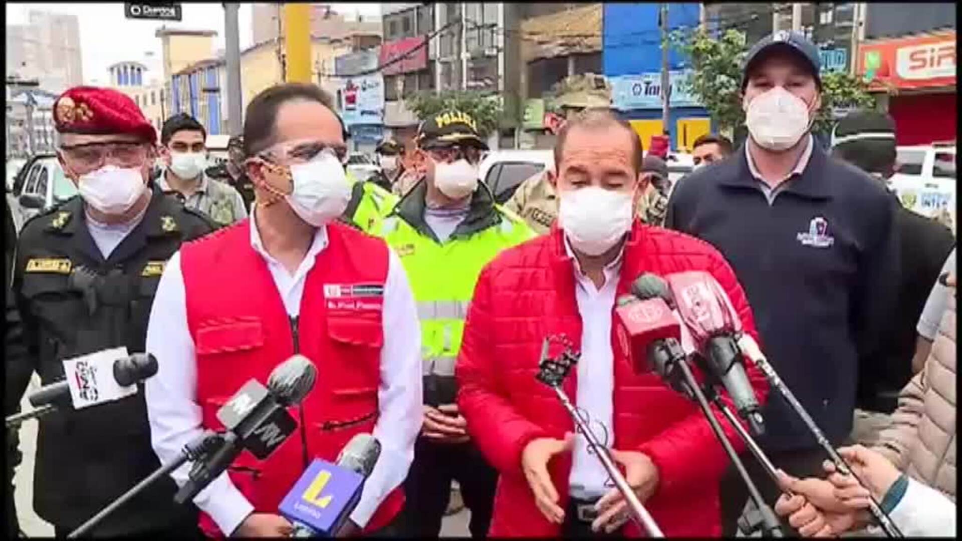 Perú disuelve los mercadillos ambulantes para evitar un riesgo de contagios