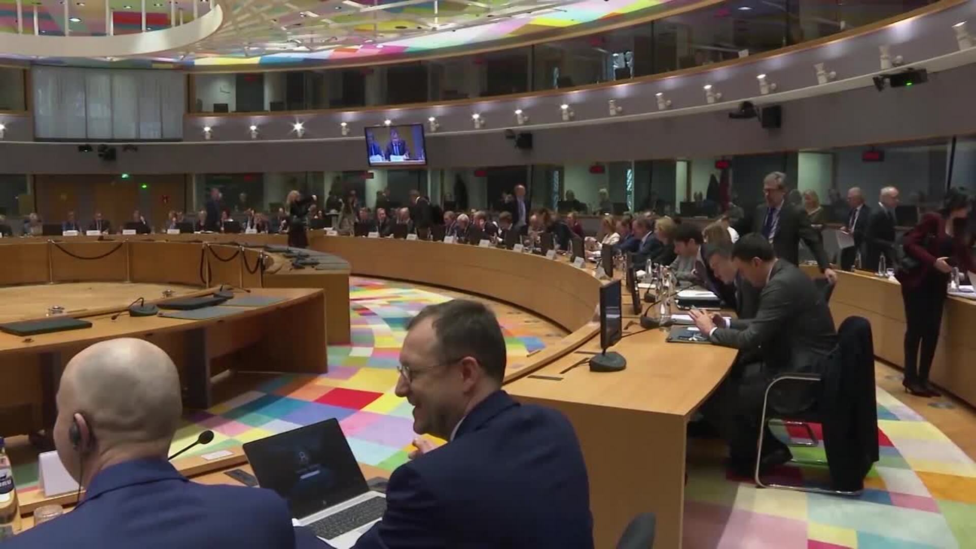 OMS afirma estar &quot;más cerca&quot; de tener vacunas contra el coronavirus