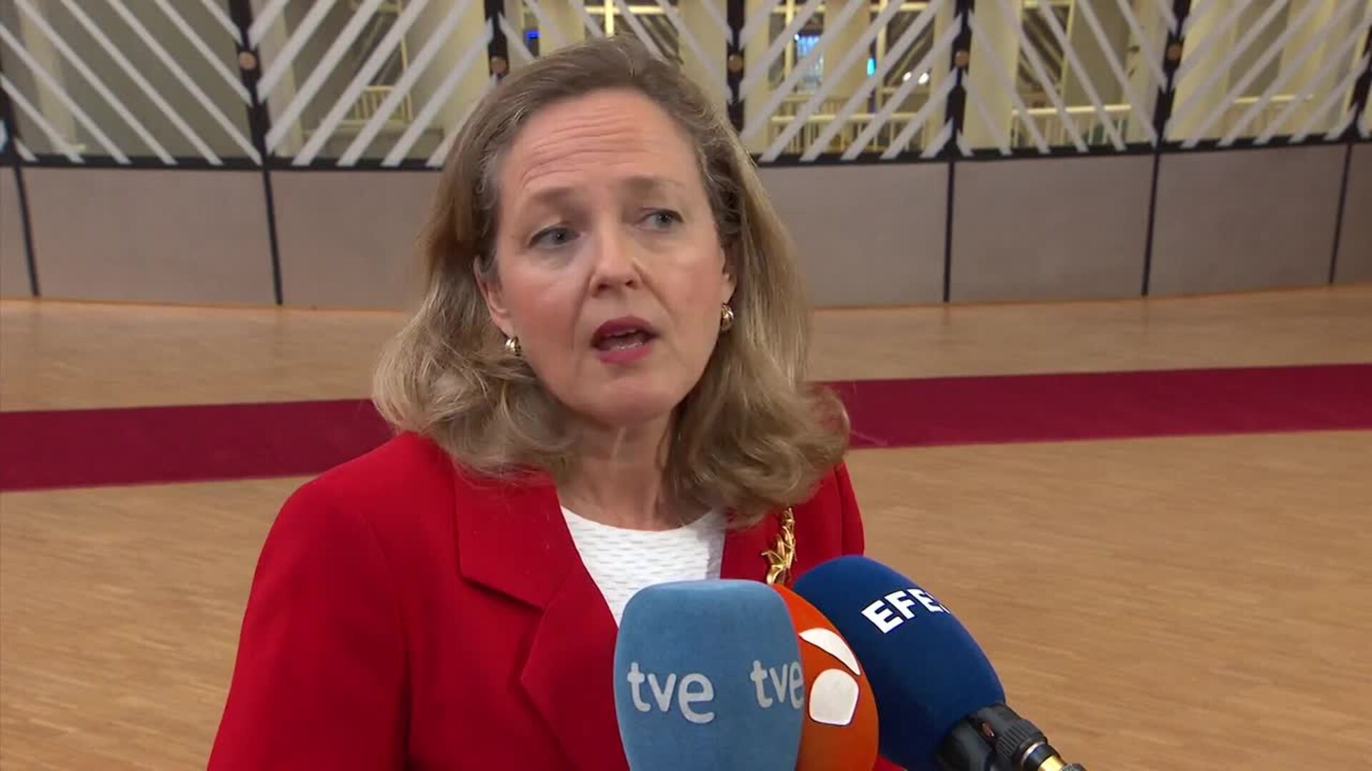 Calviño responde a Ayuso que Bruselas pide &quot;responsabilidad fiscal&quot;